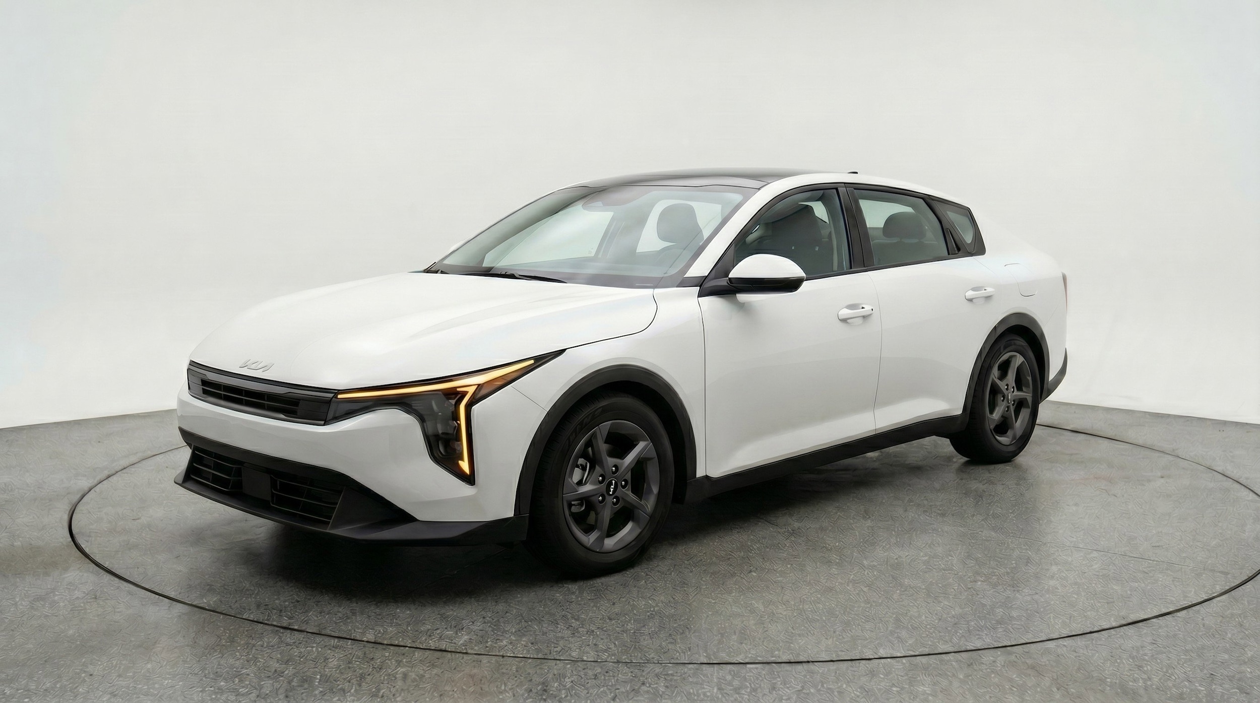 Thumbnail: 2025 Kia K4 - 3