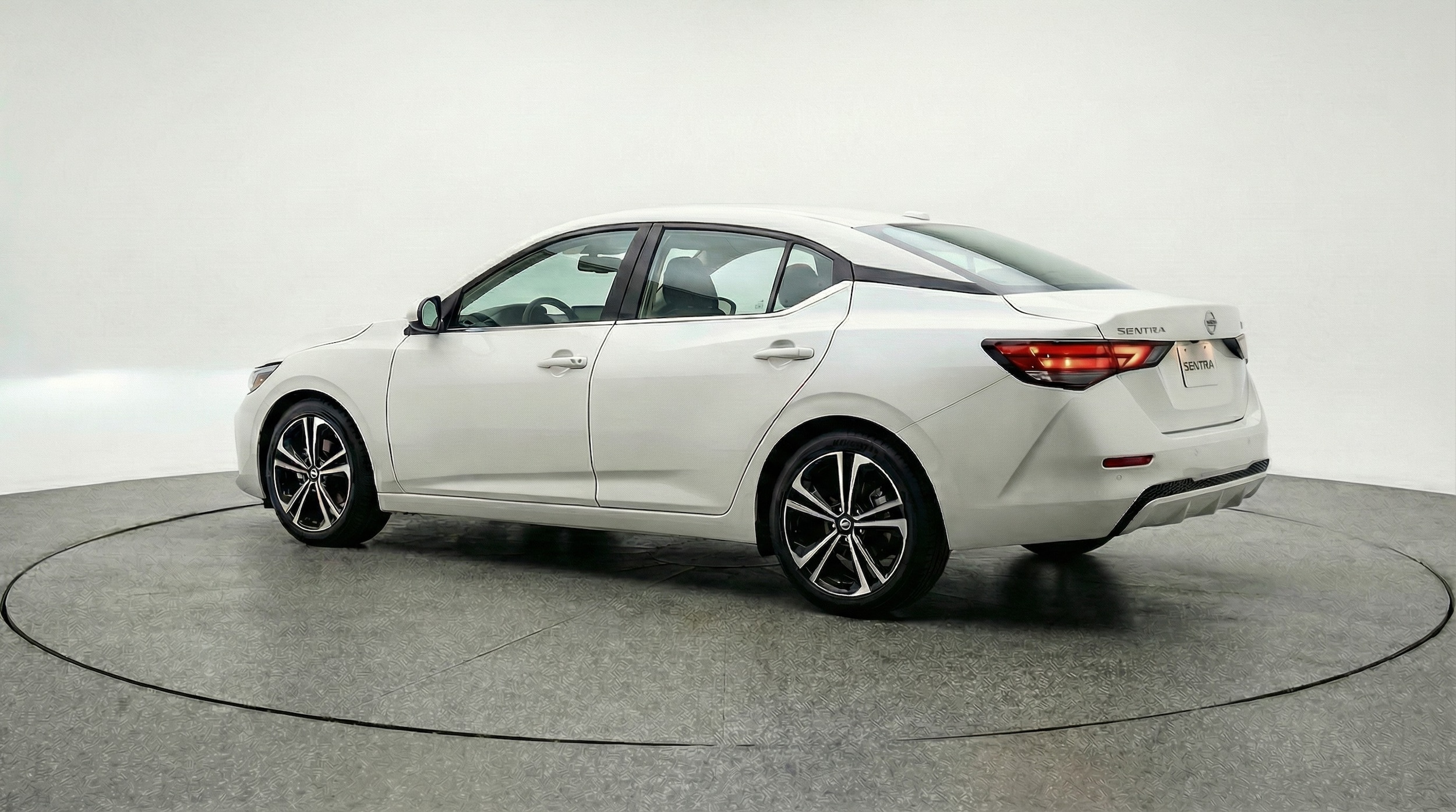 Thumbnail: 2025 Nissan Sentra - 5