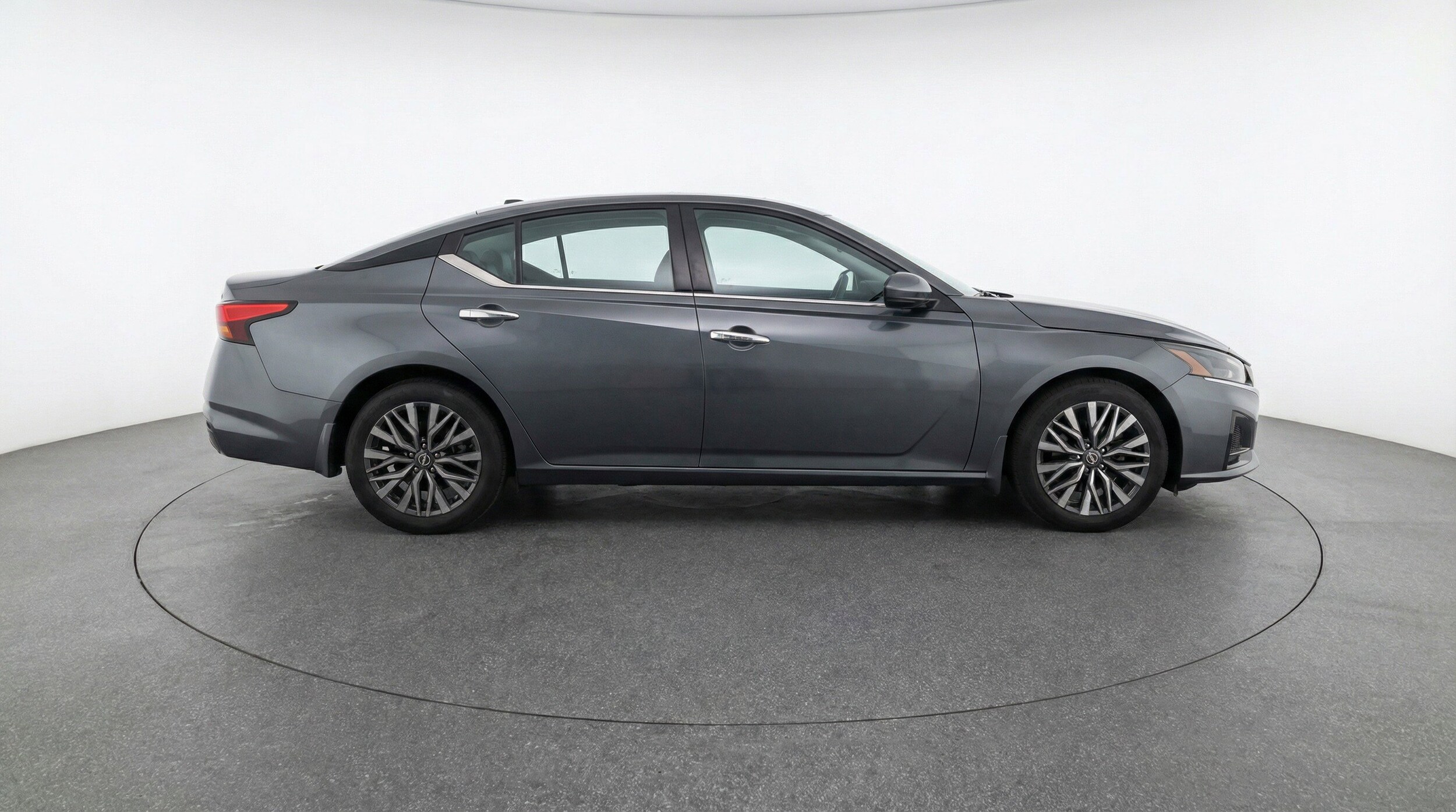 Thumbnail: 2025 Nissan Altima - 11