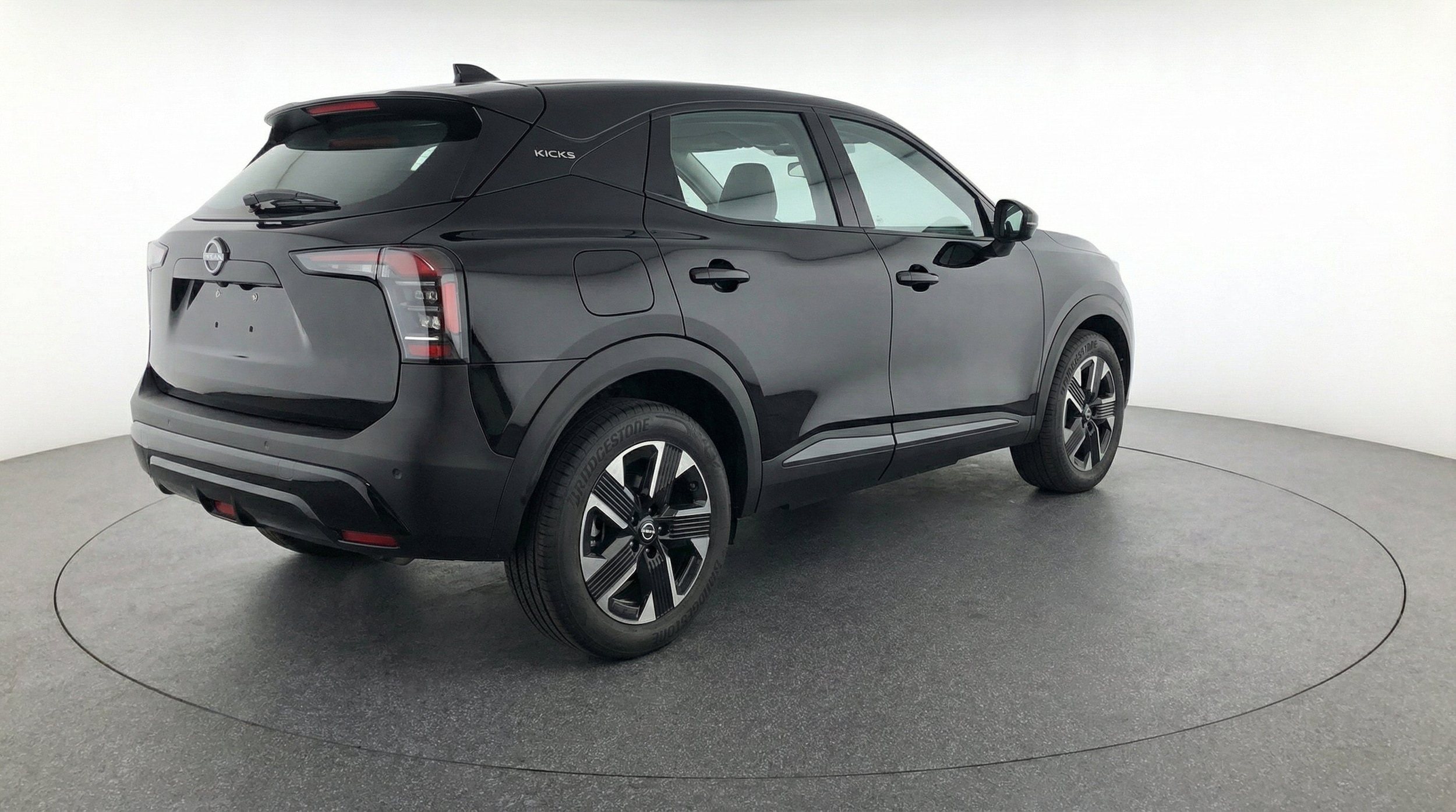 Thumbnail: 2026 Nissan Kicks - 9