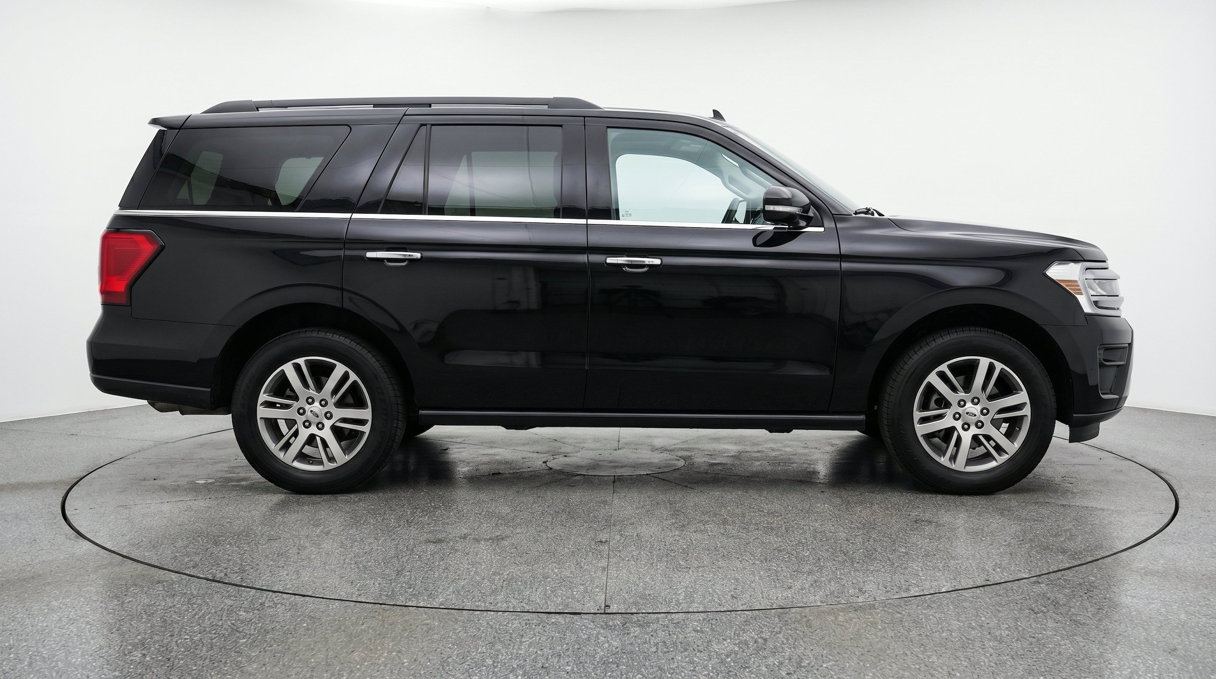 Thumbnail: 2024 Ford Expedition - 10