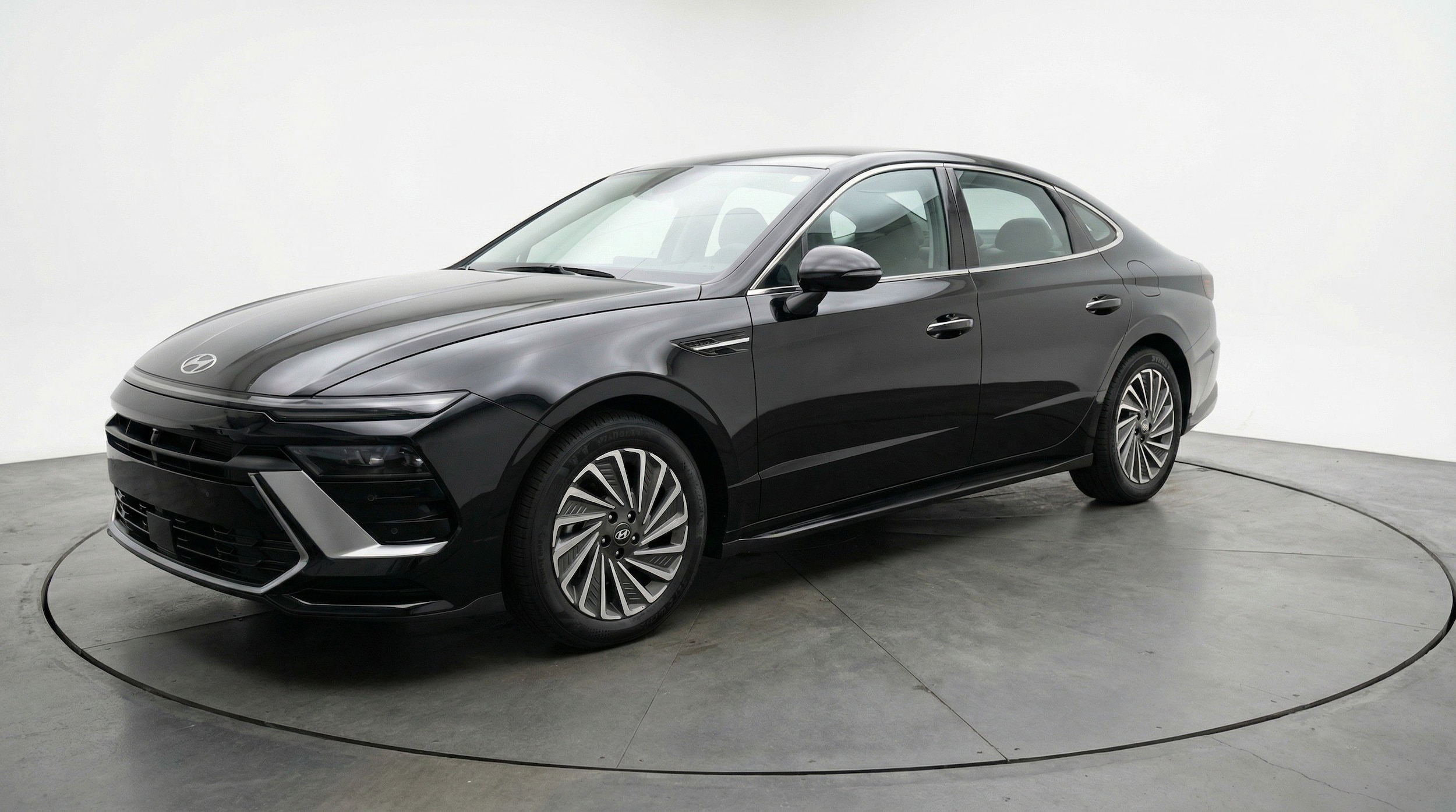 Thumbnail: 2025 Hyundai Sonata - 3