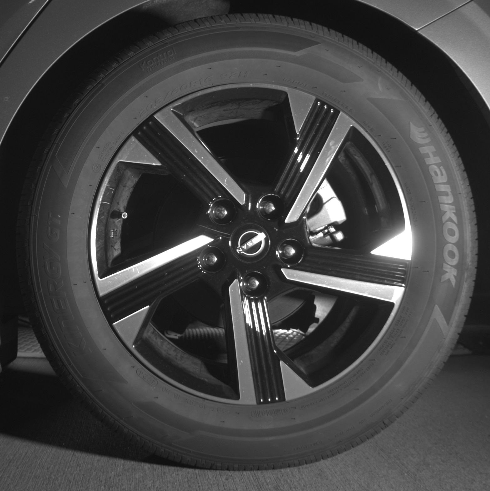 Thumbnail: 2025 Nissan Sentra - 14