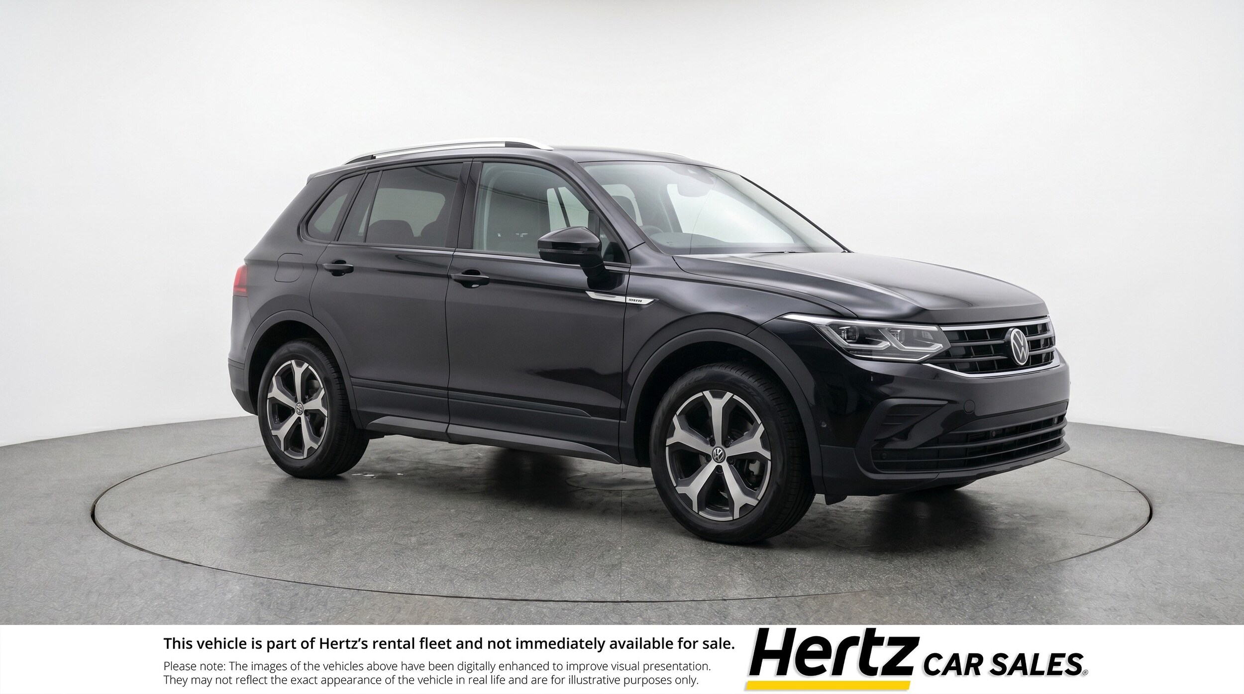 Thumbnail: 2026 Volkswagen Tiguan - 1