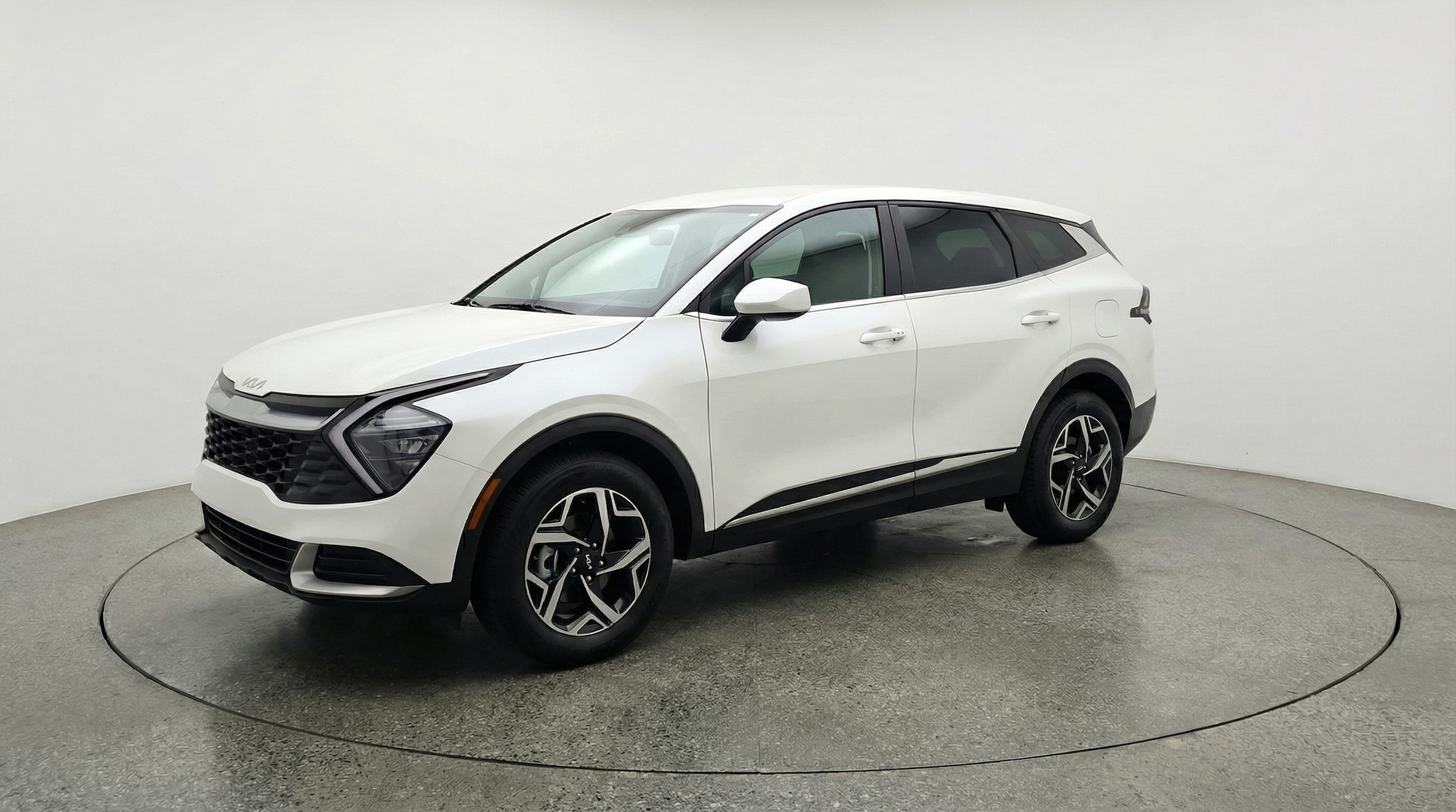 Thumbnail: 2025 Kia Sportage - 3