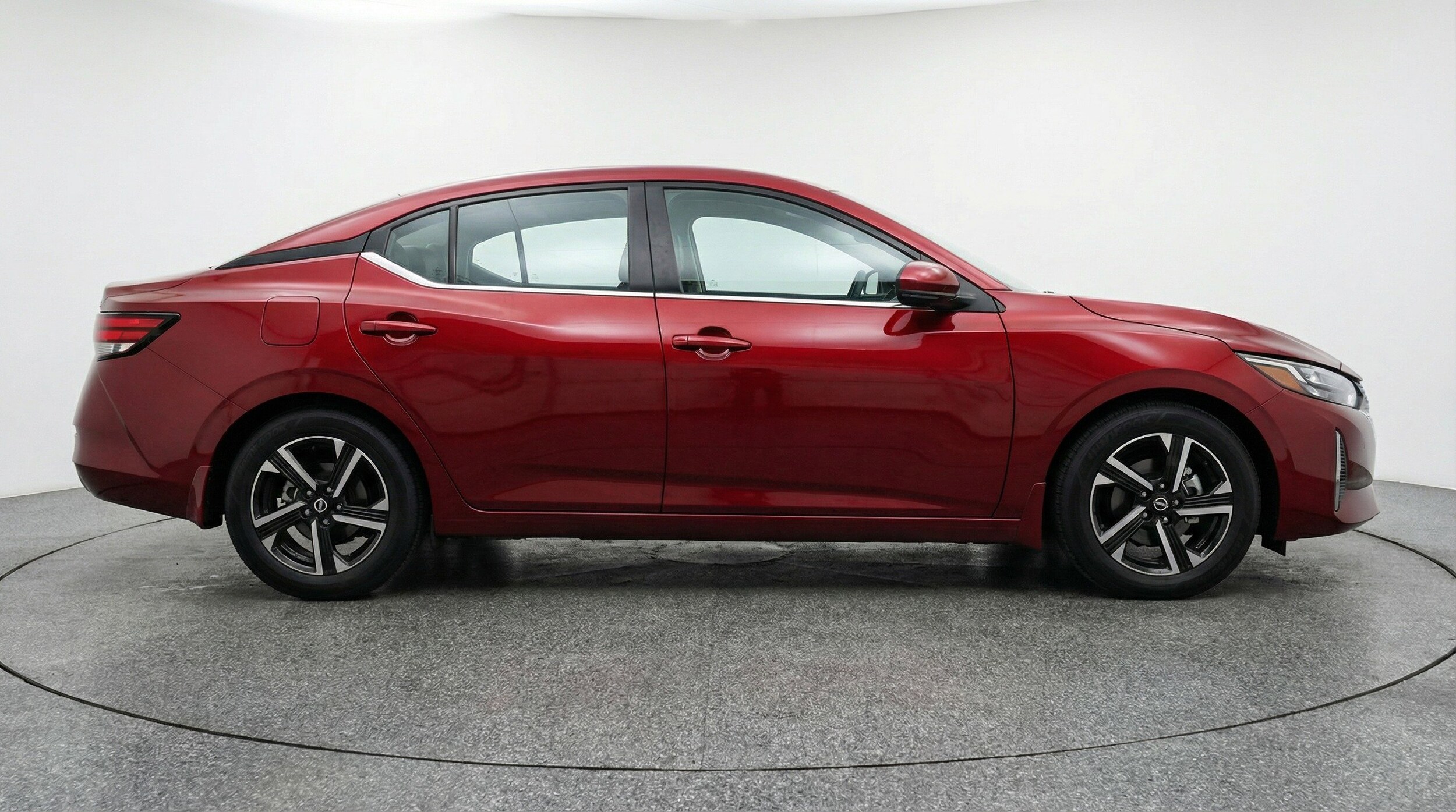 Thumbnail: 2025 Nissan Sentra - 11