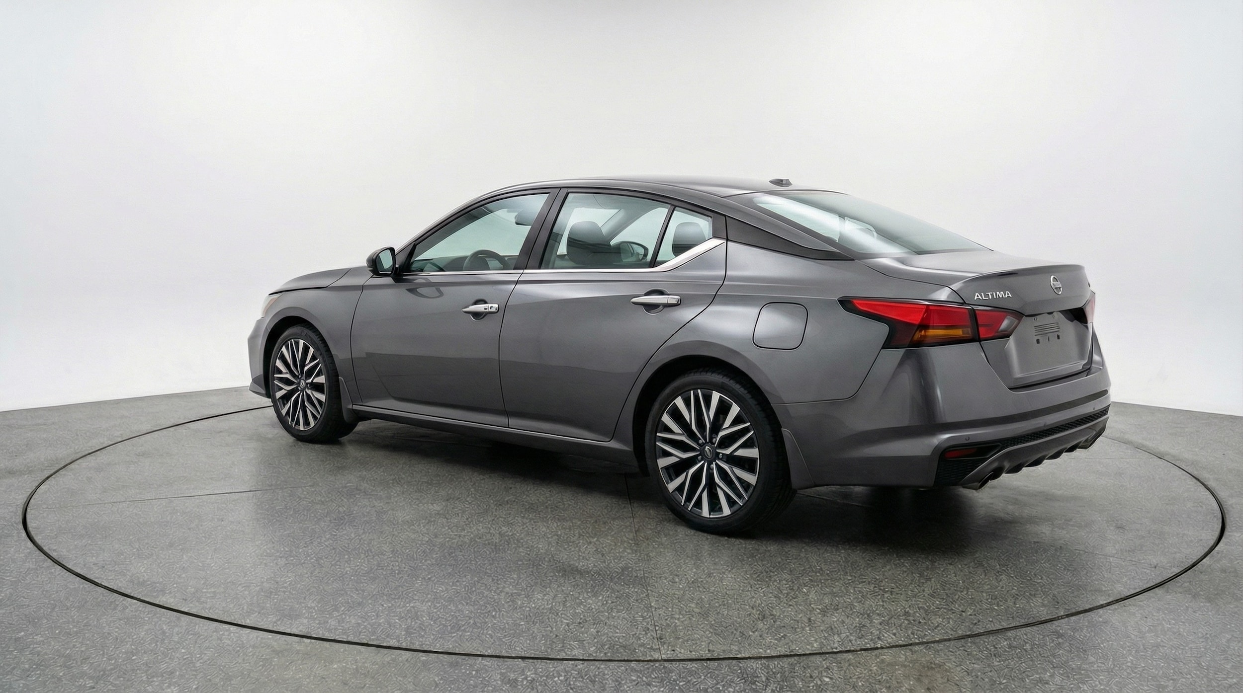 Thumbnail: 2025 Nissan Altima - 5