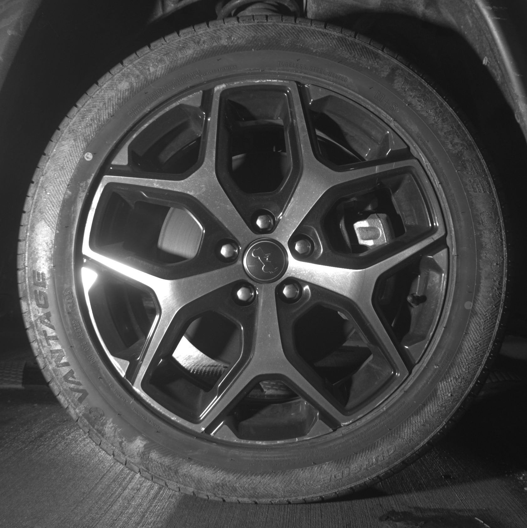 Thumbnail: 2025 Jeep Compass - 13