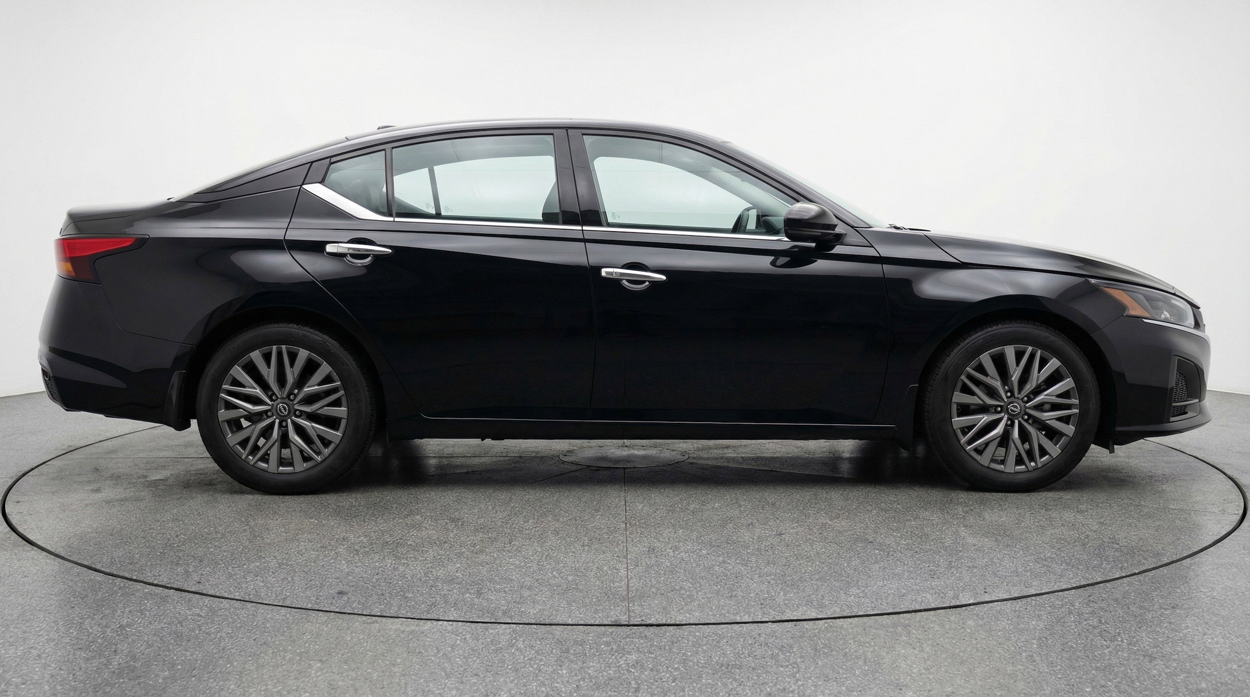 Thumbnail: 2025 Nissan Altima - 11