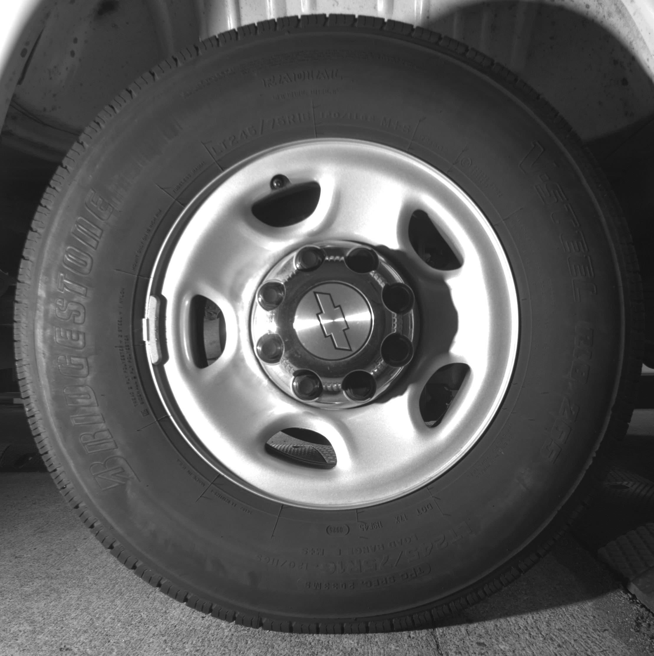 Thumbnail: 2025 Chevrolet Express - 15