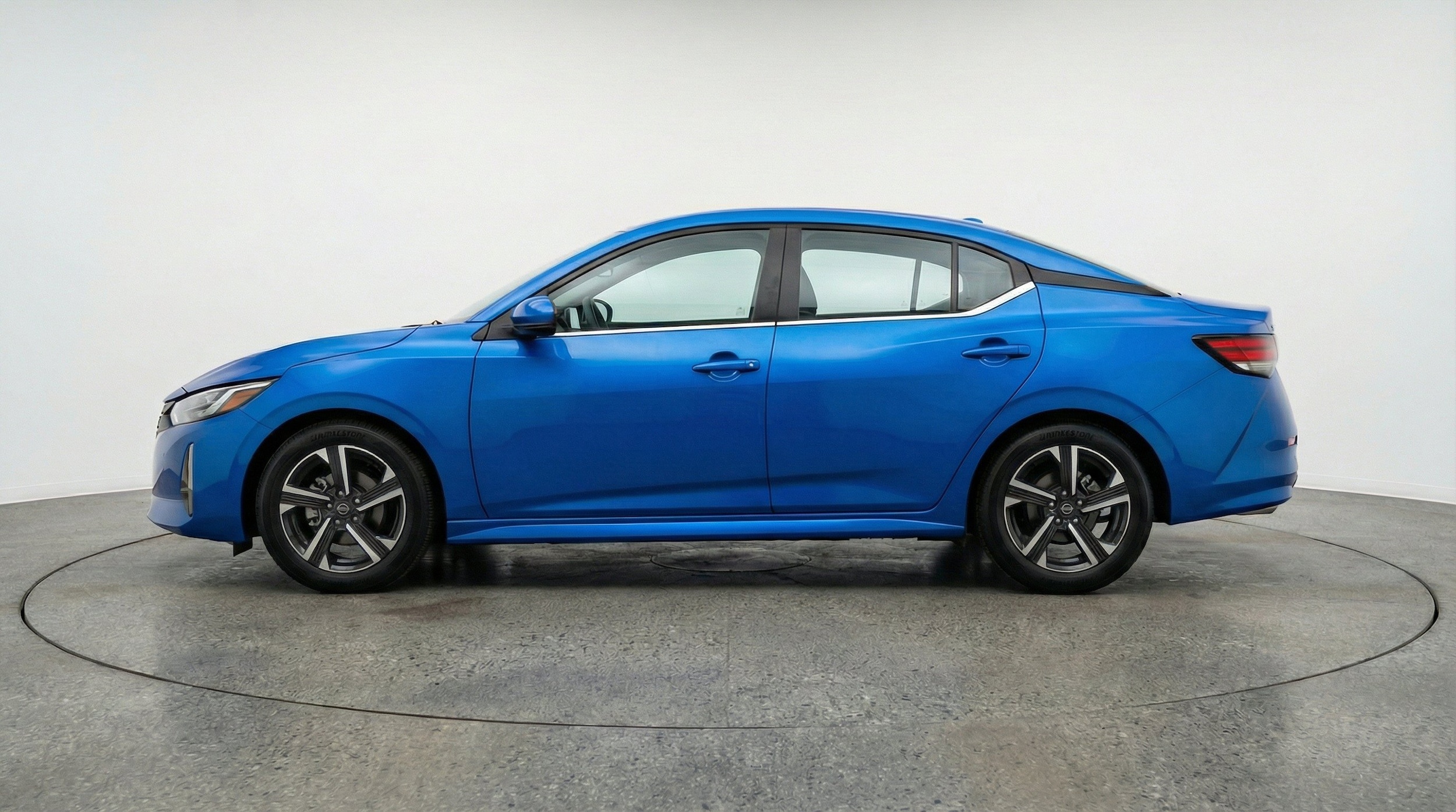 Thumbnail: 2025 Nissan Sentra - 5