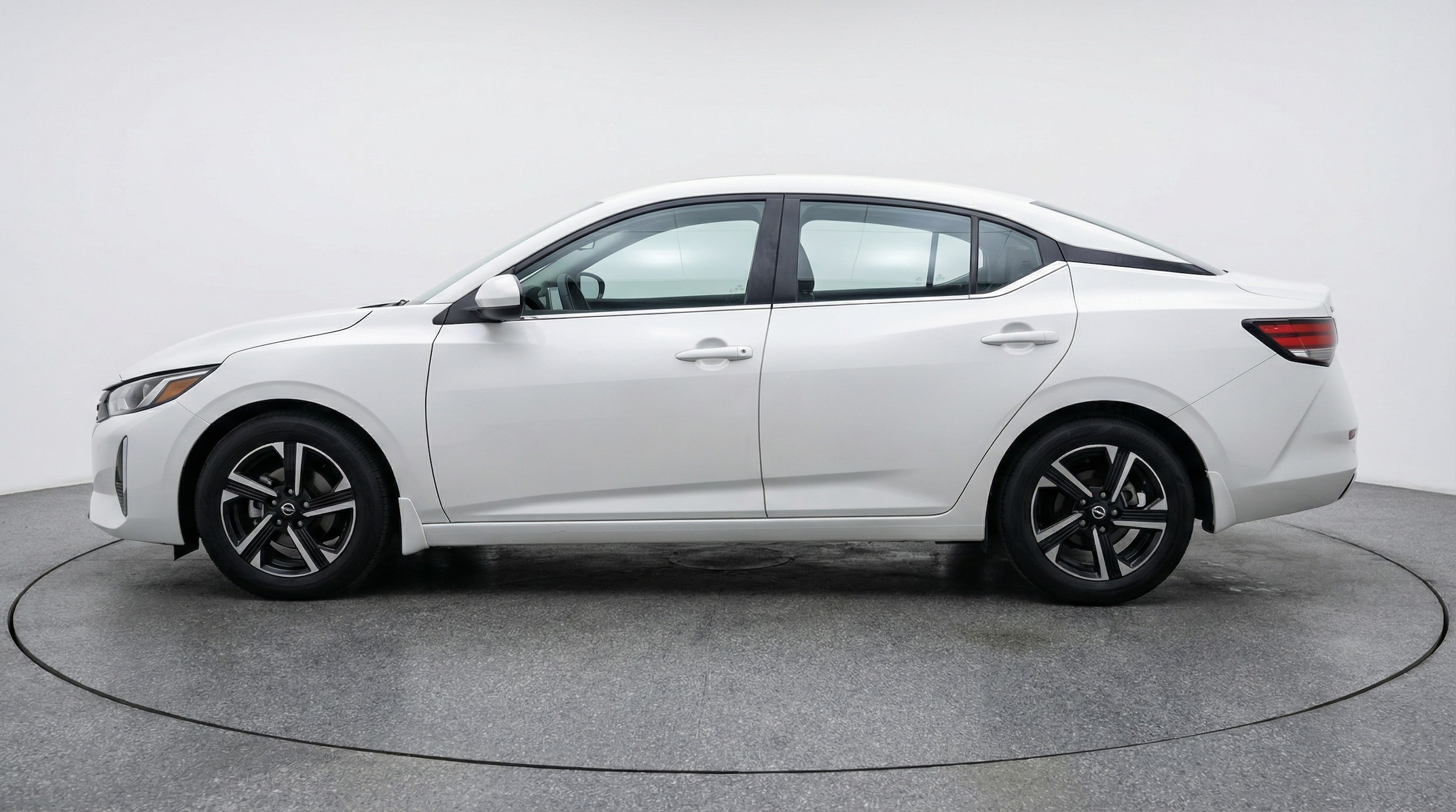 Thumbnail: 2025 Nissan Sentra - 4