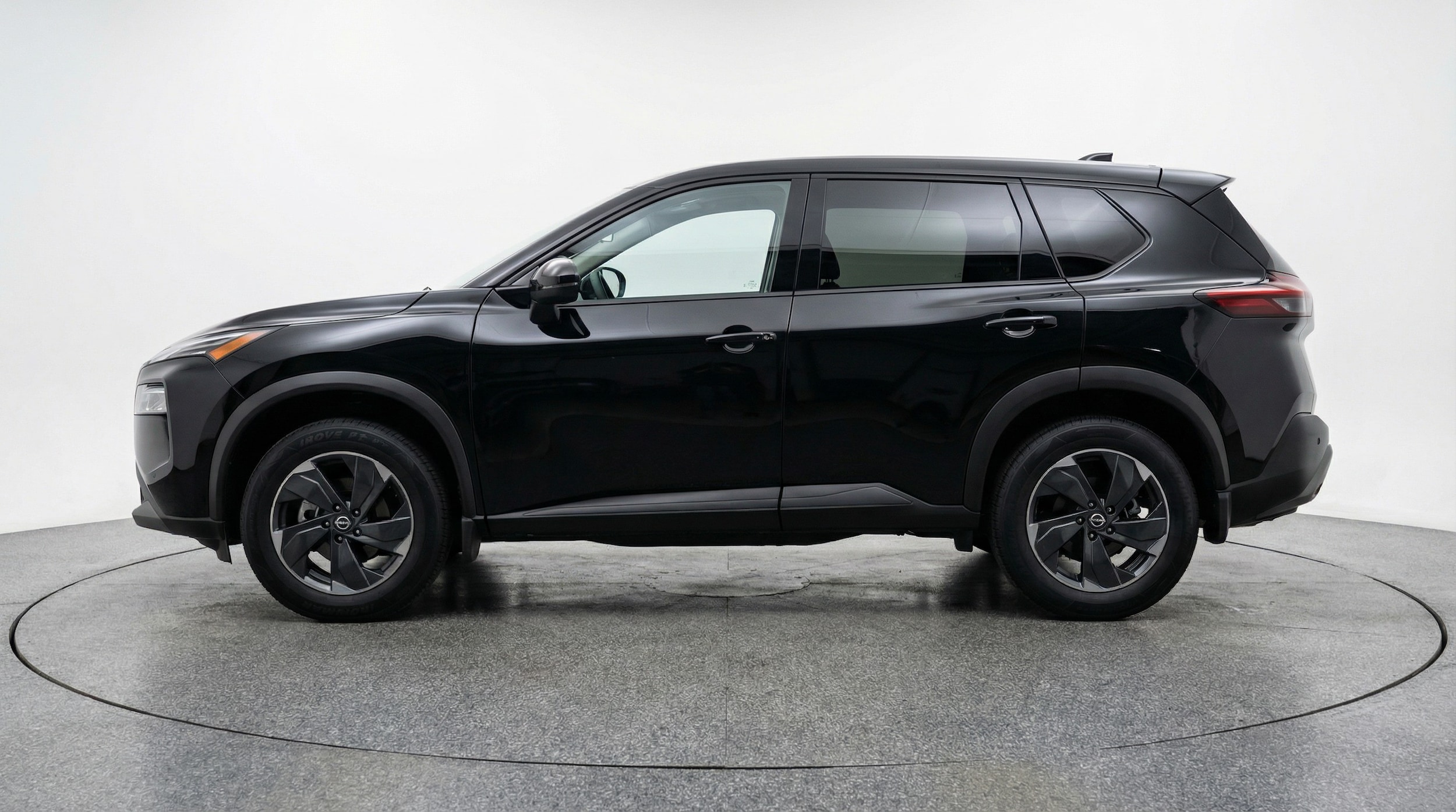 Thumbnail: 2025 Nissan Rogue - 4