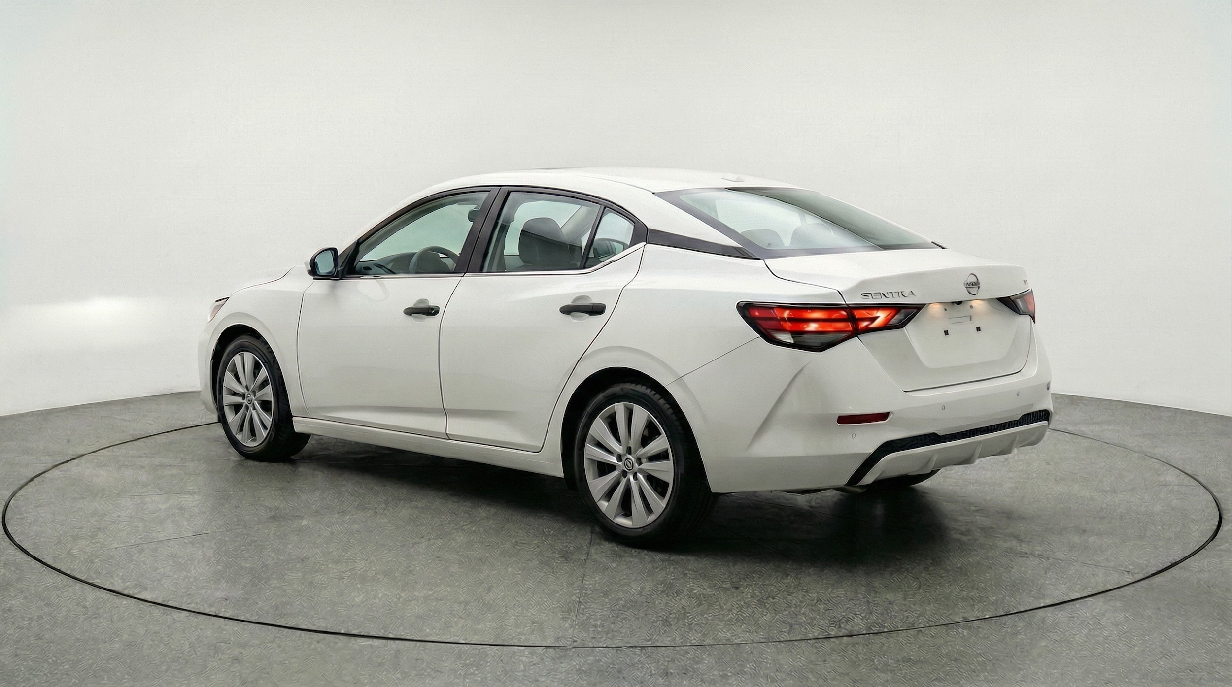 Thumbnail: 2025 Nissan Sentra - 5