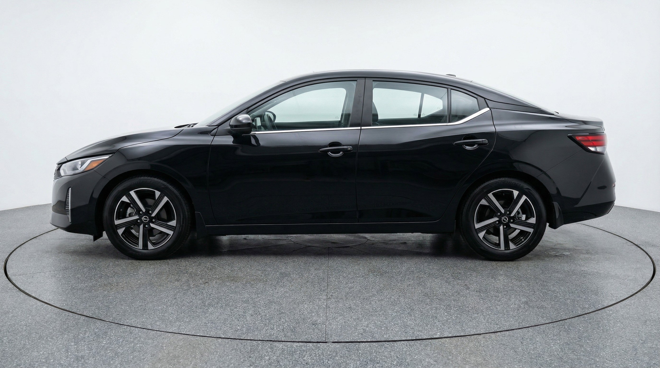 Thumbnail: 2025 Nissan Sentra - 5