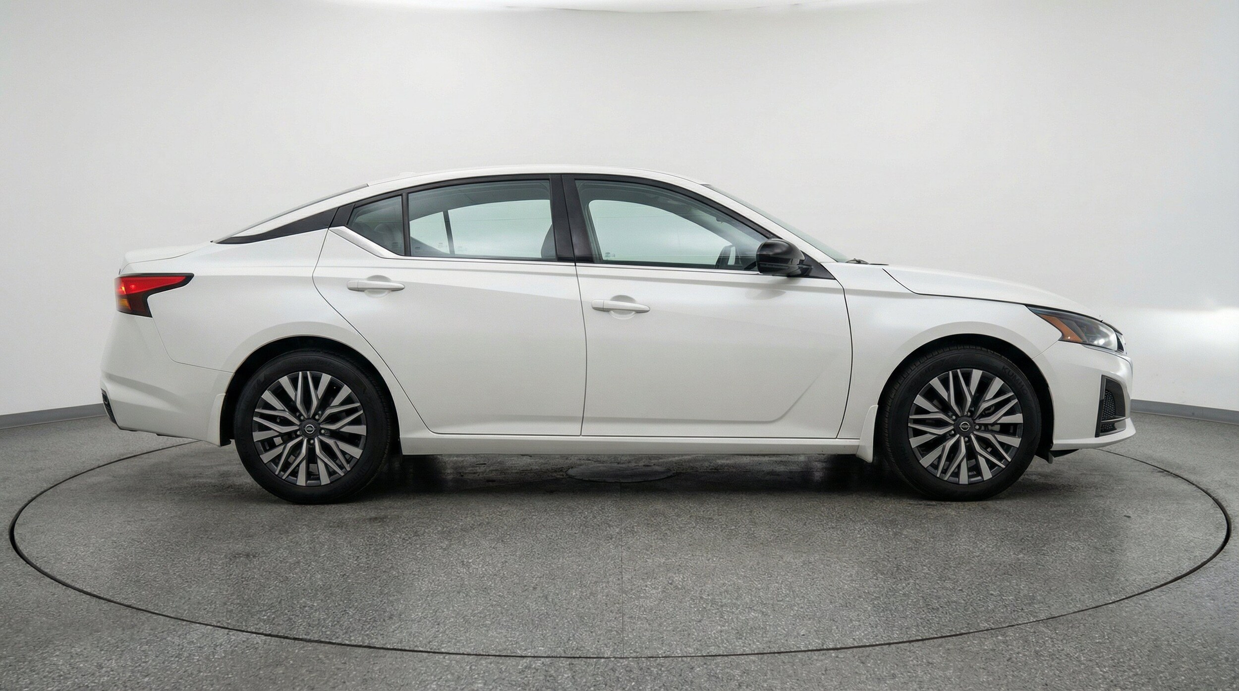 Thumbnail: 2025 Nissan Altima - 11