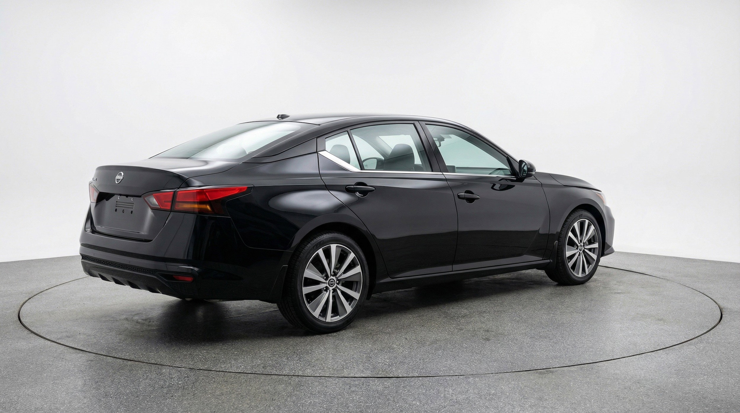 Thumbnail: 2025 Nissan Altima - 9