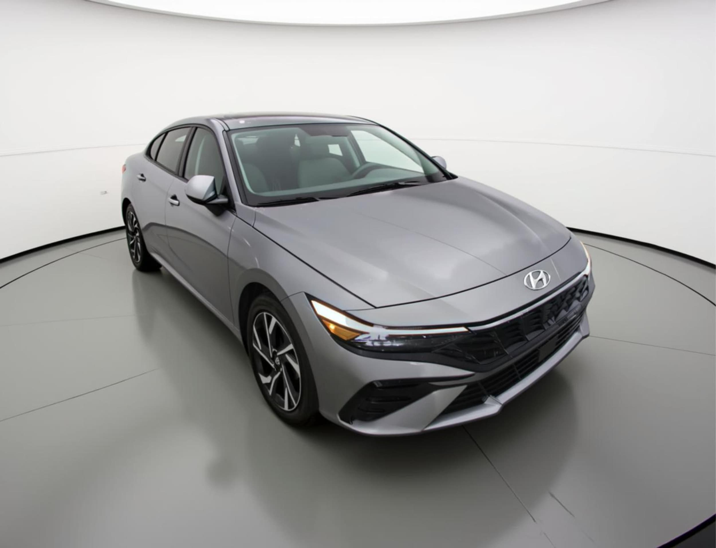 Thumbnail: 2025 Hyundai Elantra - 1