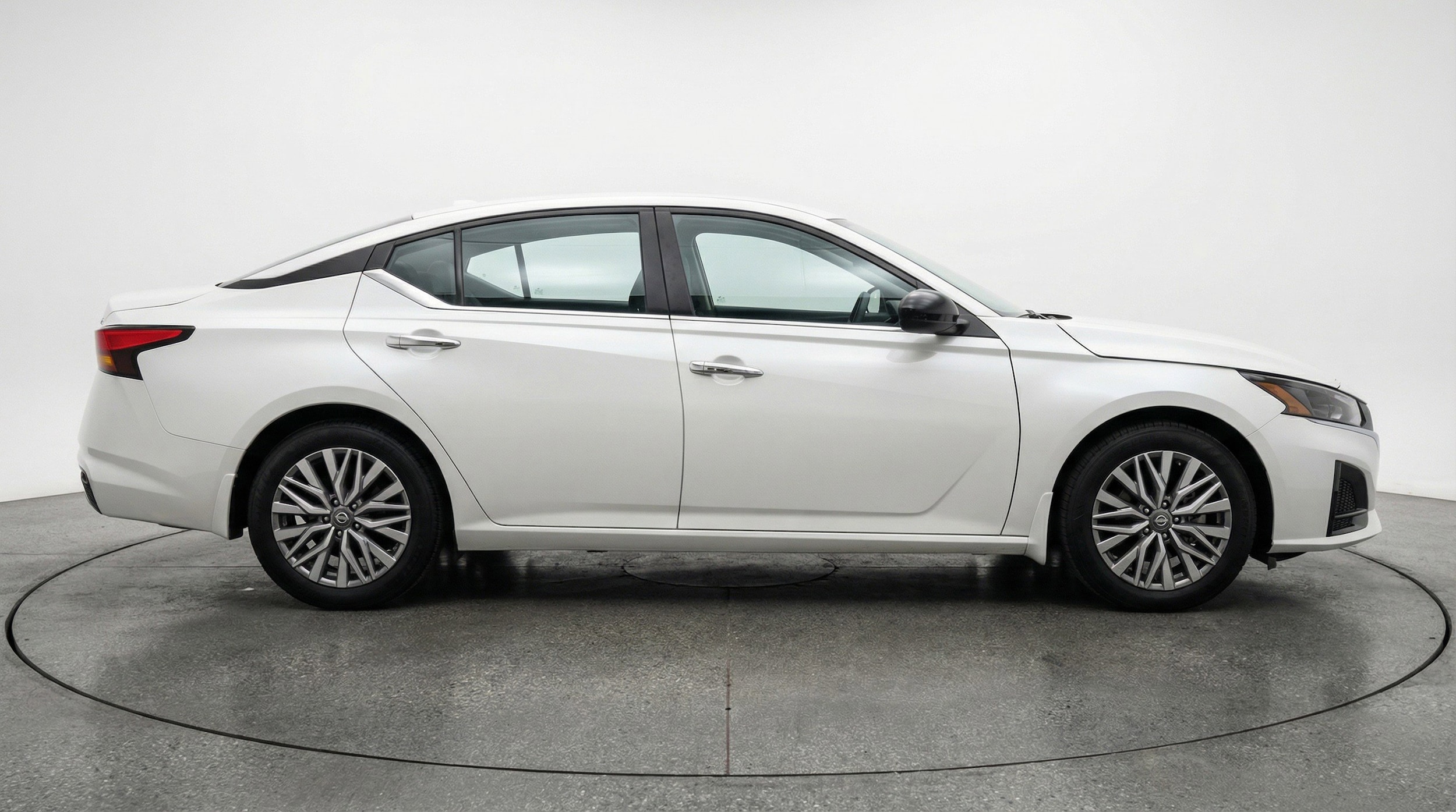 Thumbnail: 2025 Nissan Altima - 11