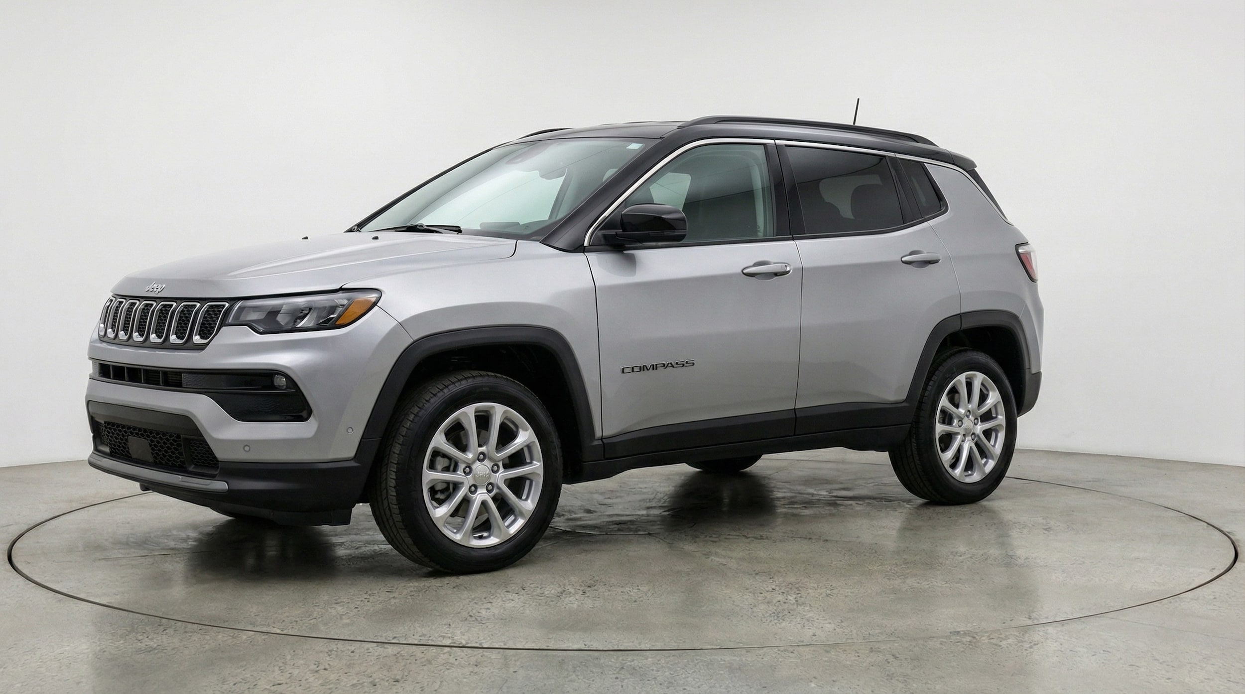 Thumbnail: 2025 Jeep Compass - 3