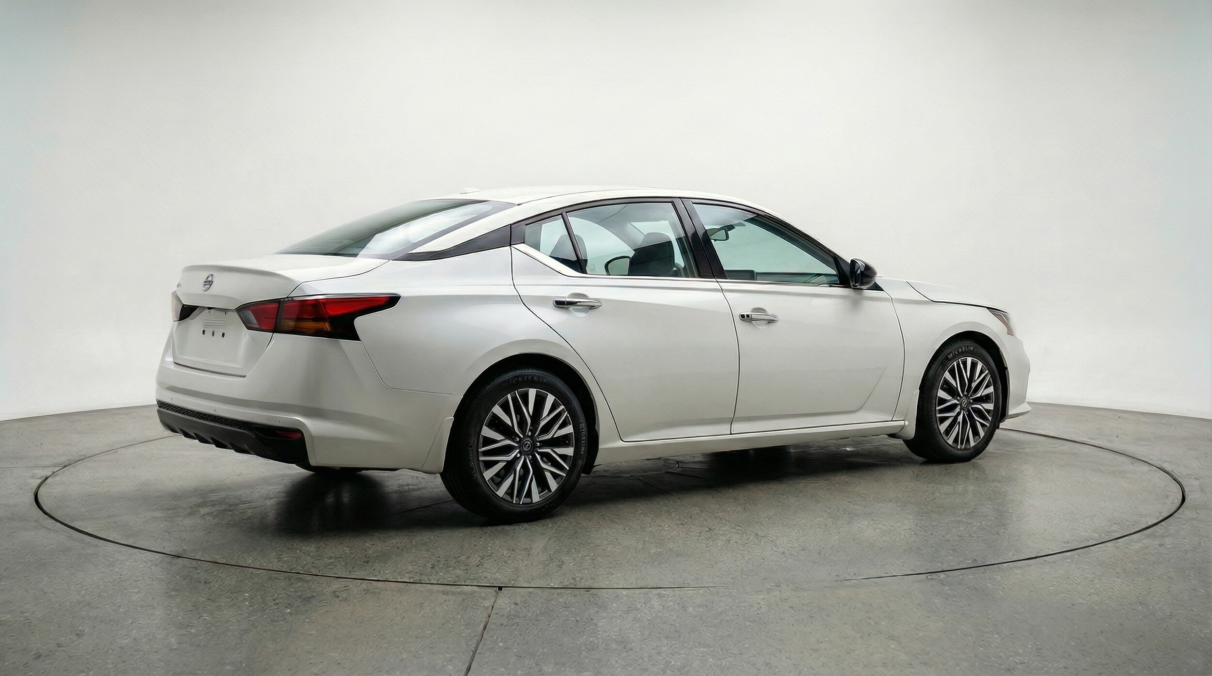 Thumbnail: 2025 Nissan Altima - 7