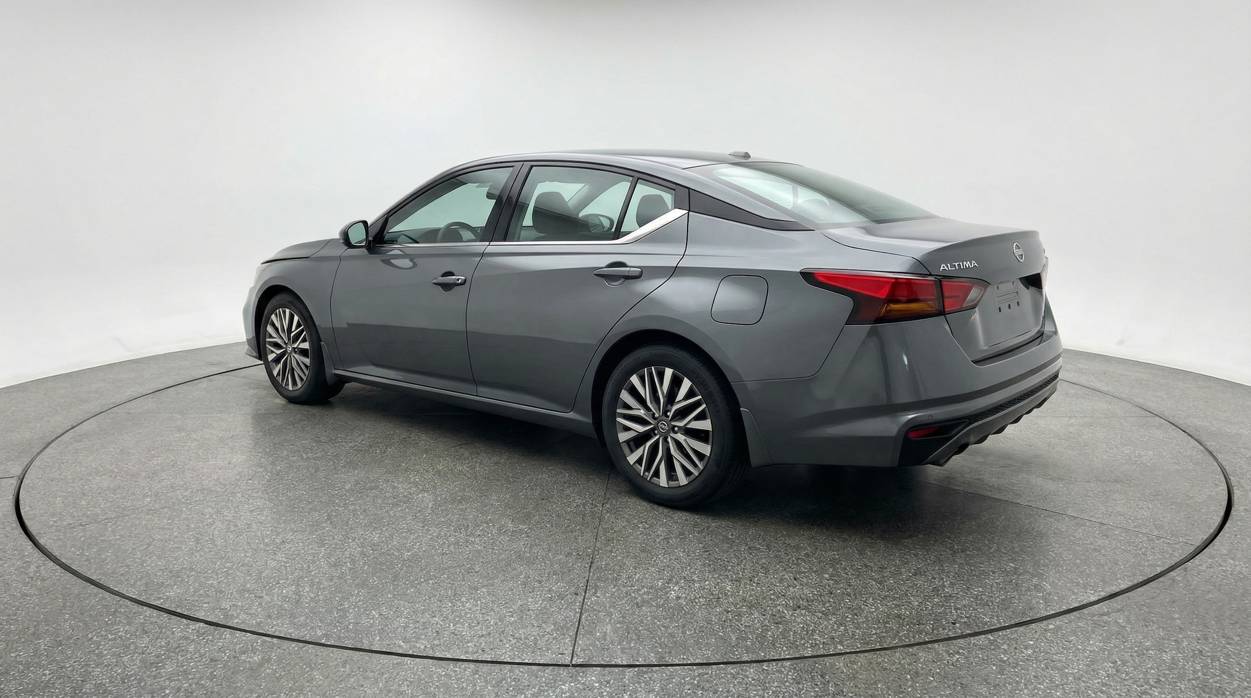 Thumbnail: 2025 Nissan Altima - 5