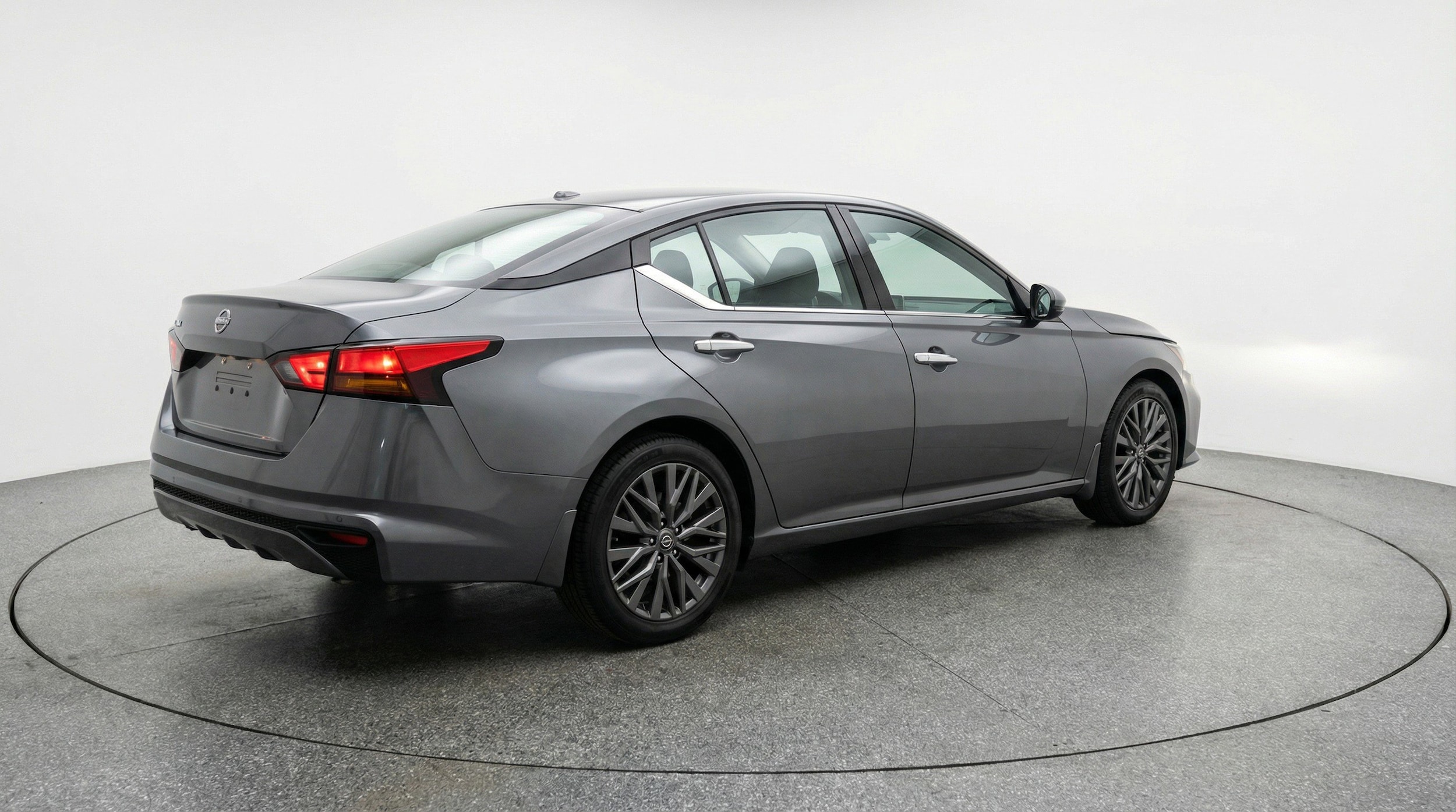 Thumbnail: 2025 Nissan Altima - 9