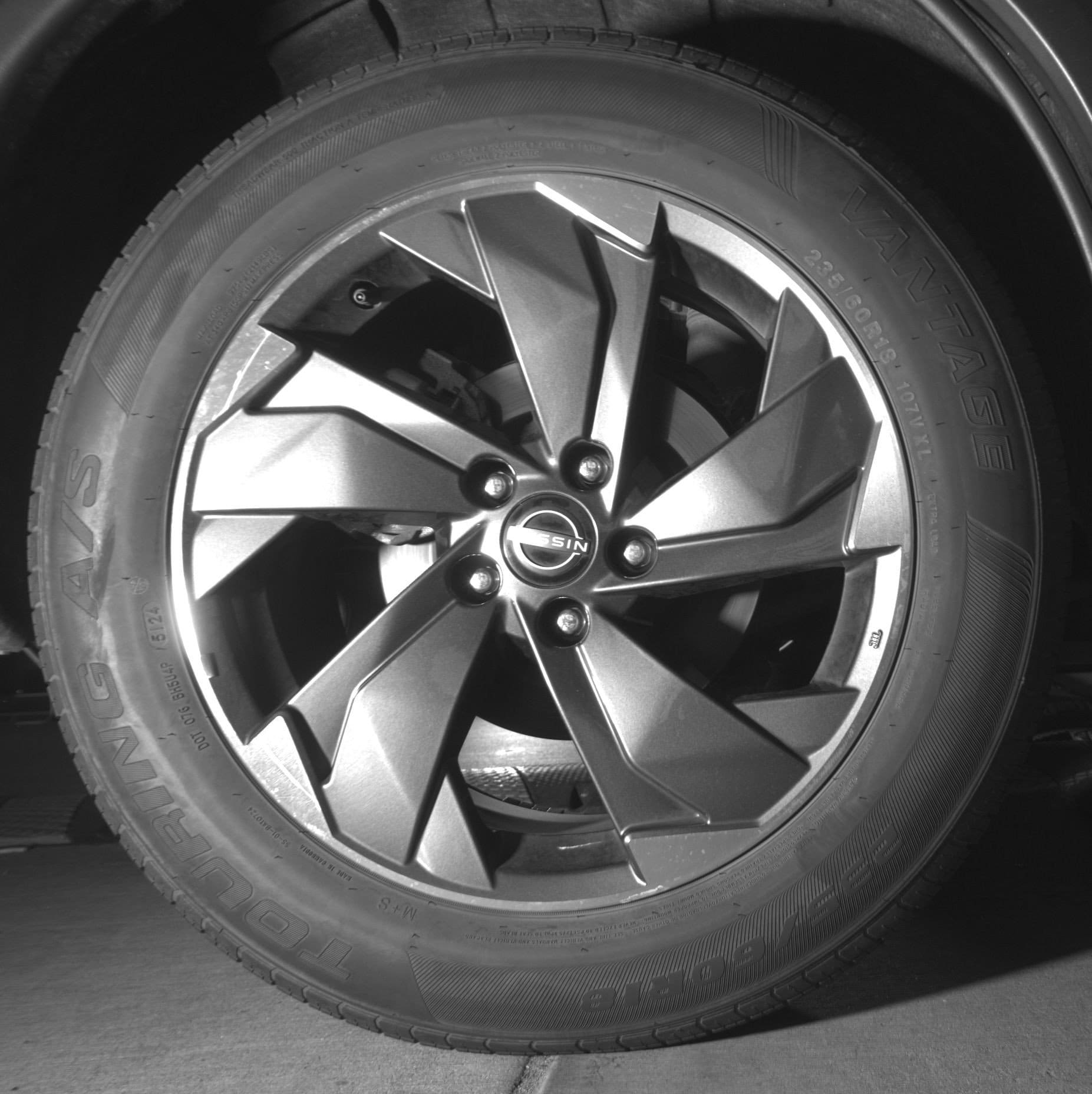 Thumbnail: 2025 Nissan Rogue - 15