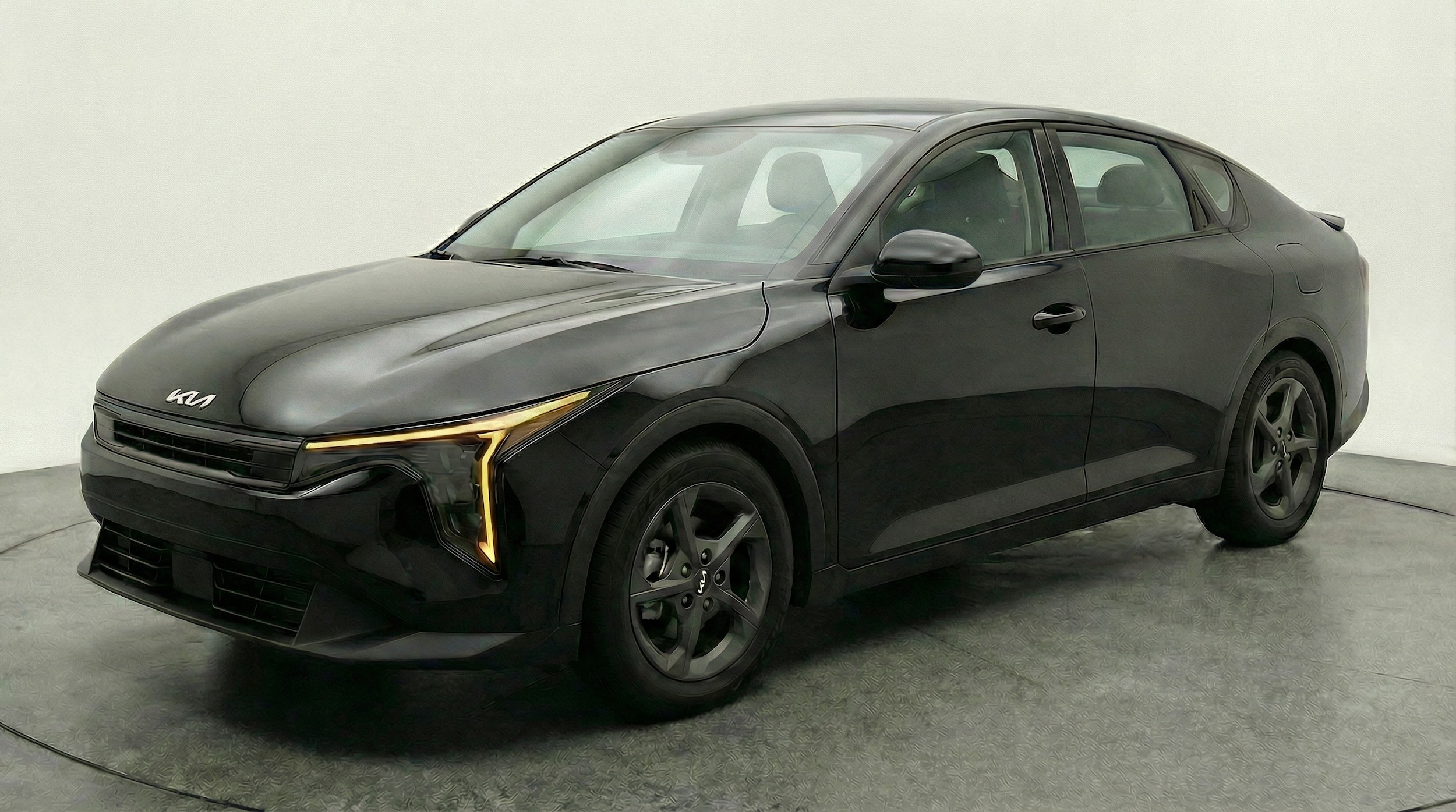 Thumbnail: 2025 Kia K4 - 3