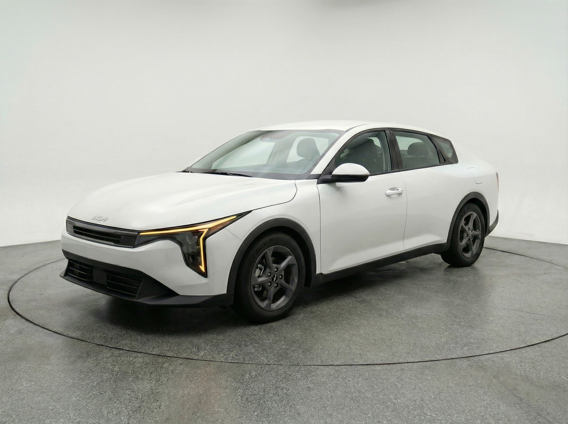 Thumbnail: 2025 Kia K4 - 3