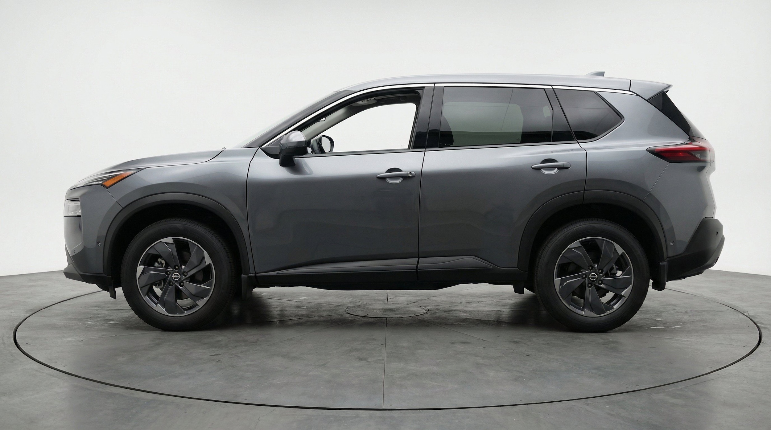 Thumbnail: 2025 Nissan Rogue - 5