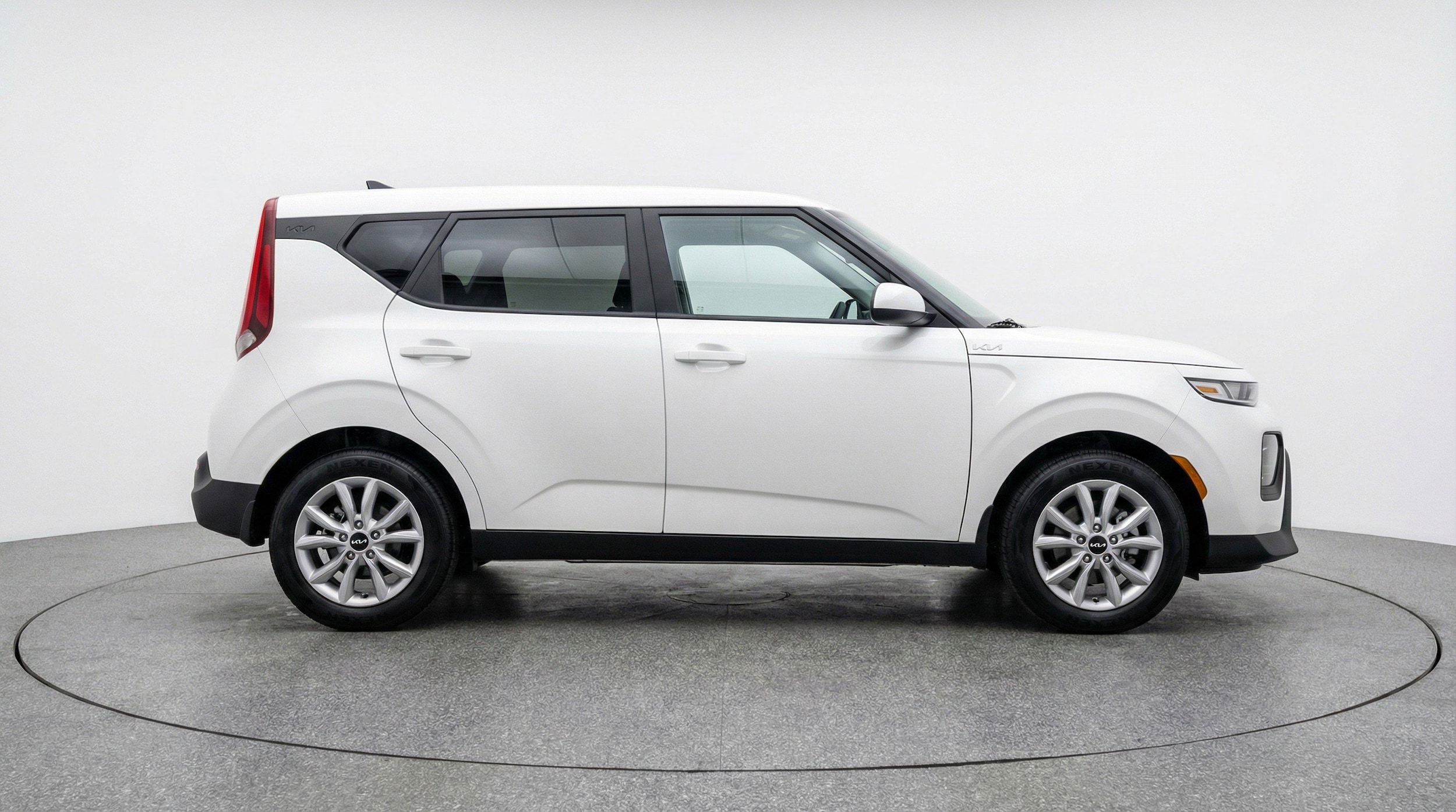 Thumbnail: 2025 Kia Soul - 11