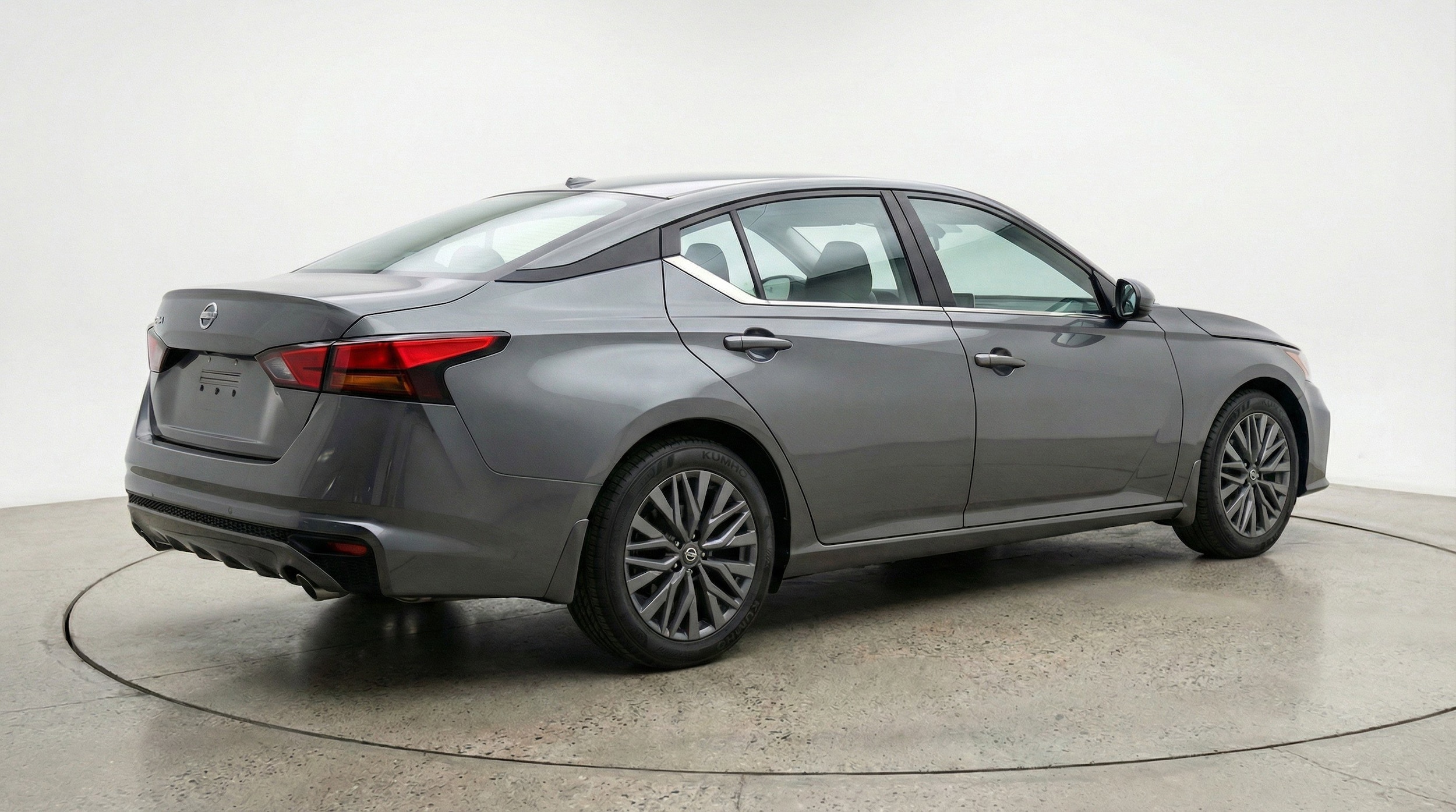 Thumbnail: 2025 Nissan Altima - 9