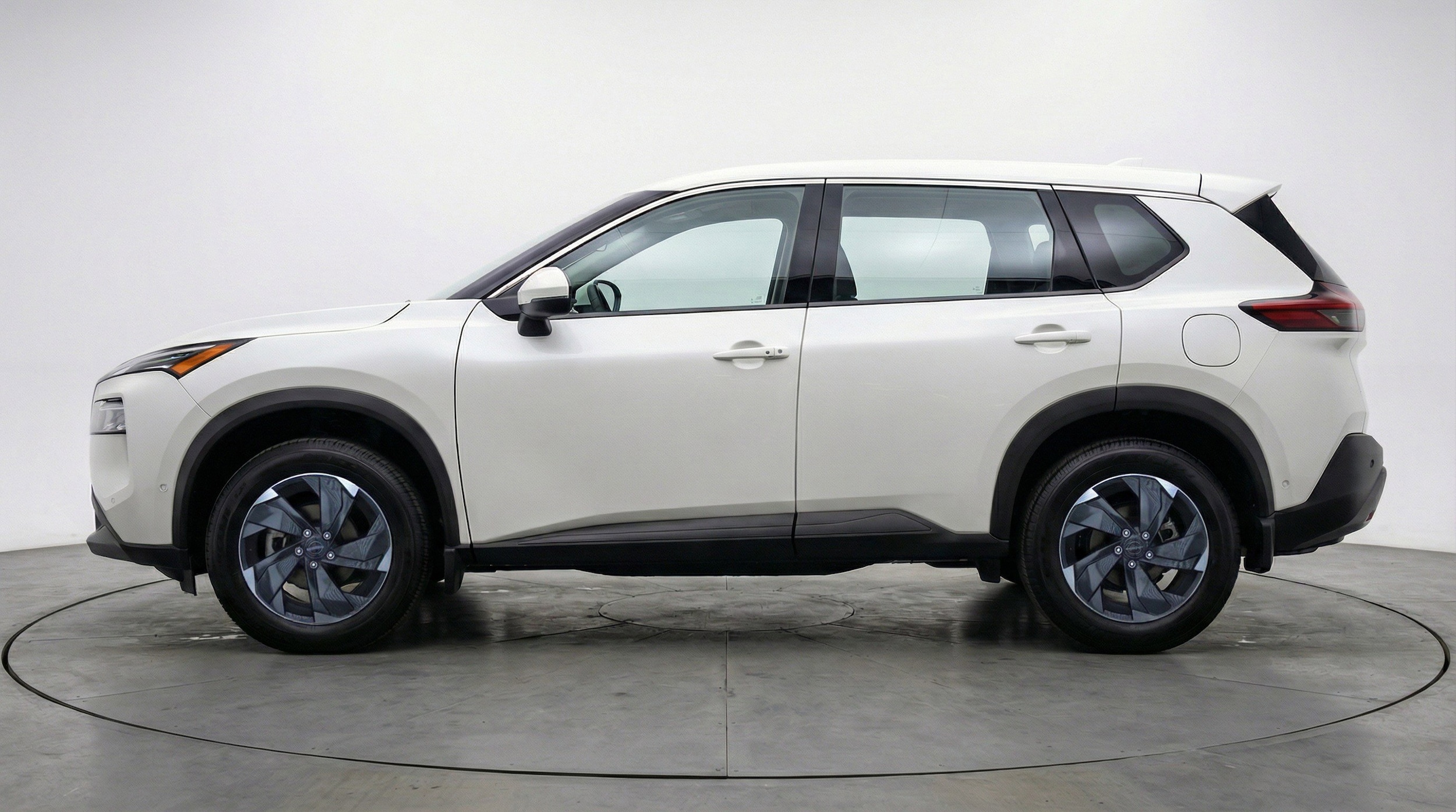 Thumbnail: 2025 Nissan Rogue - 5