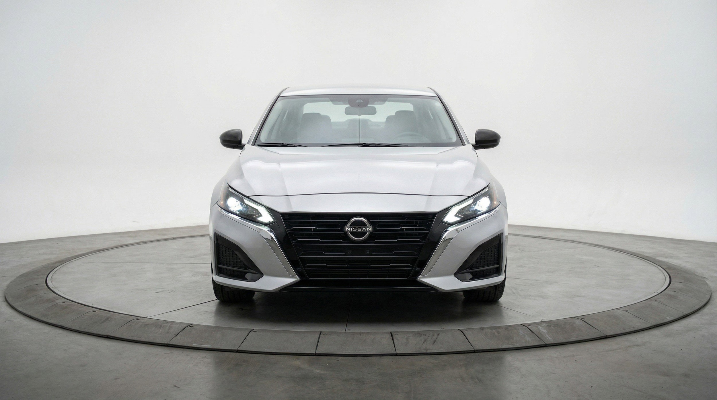 Thumbnail: 2025 Nissan Altima - 2