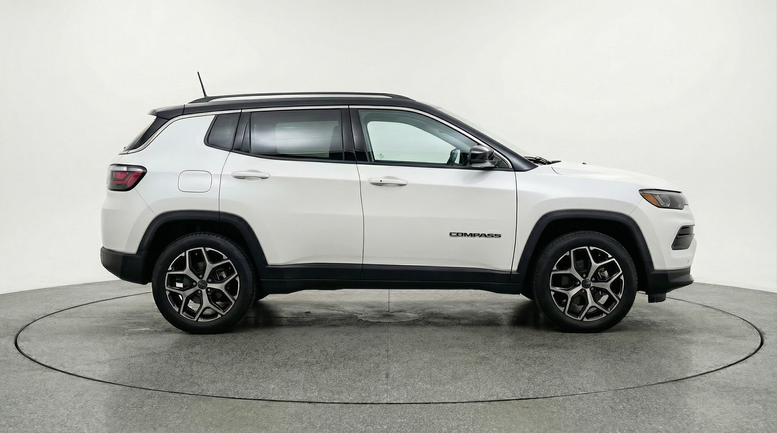 Thumbnail: 2025 Jeep Compass - 11