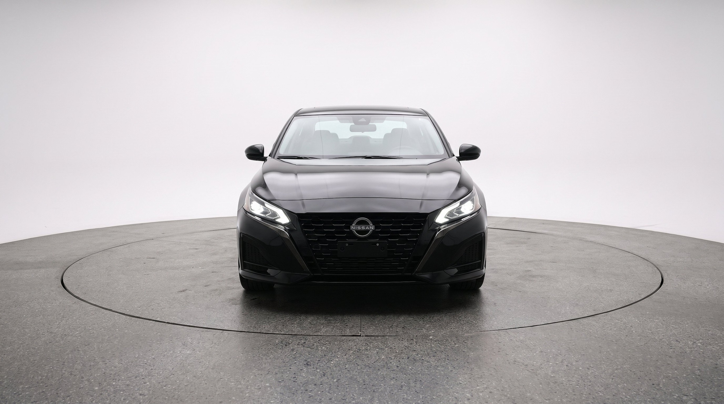 Thumbnail: 2025 Nissan Altima - 2