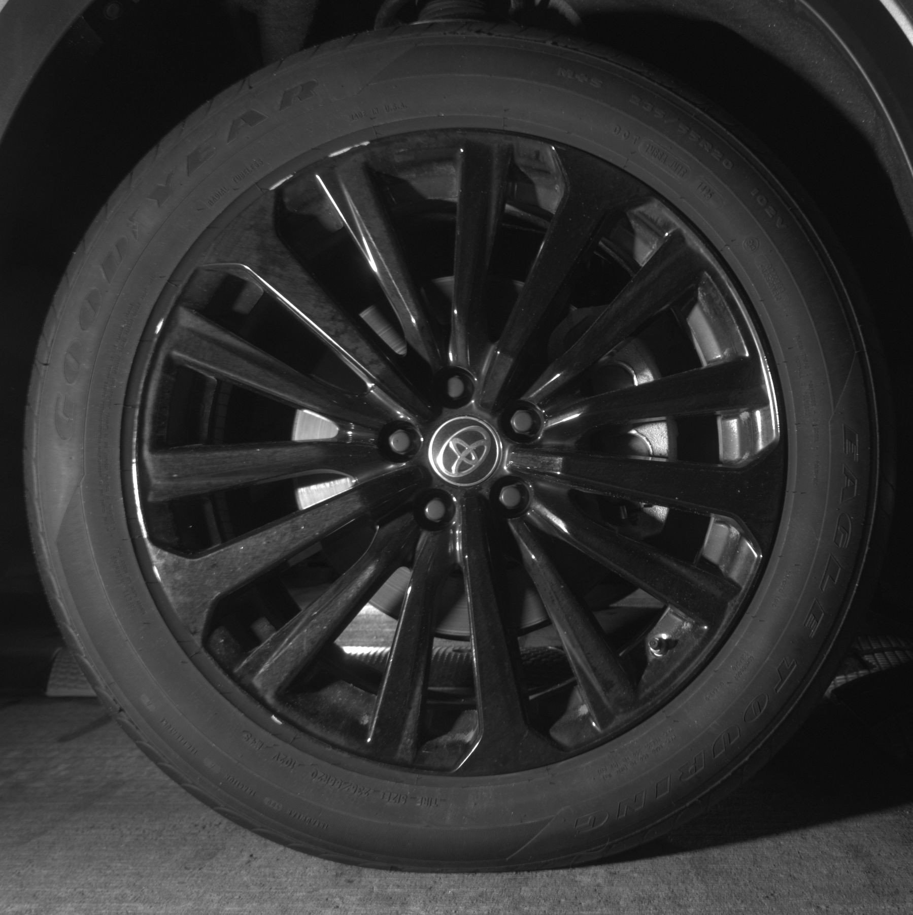 Thumbnail: 2025 Toyota Highlander - 13