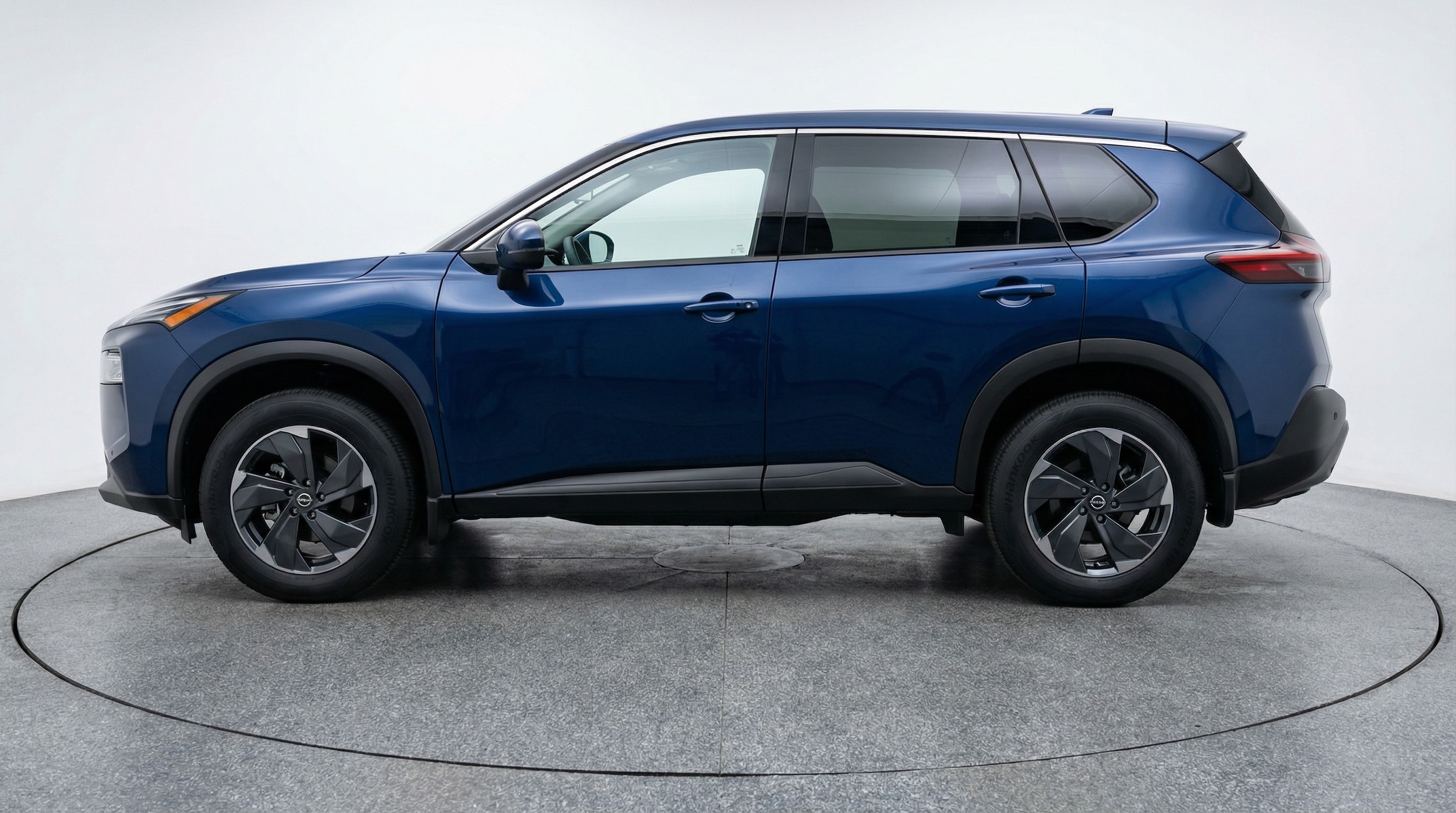 Thumbnail: 2025 Nissan Rogue - 4