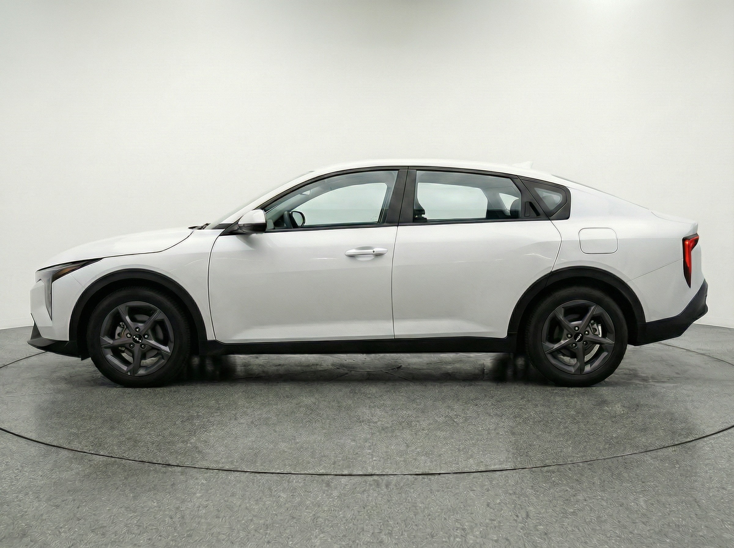 Thumbnail: 2025 Kia K4 - 4