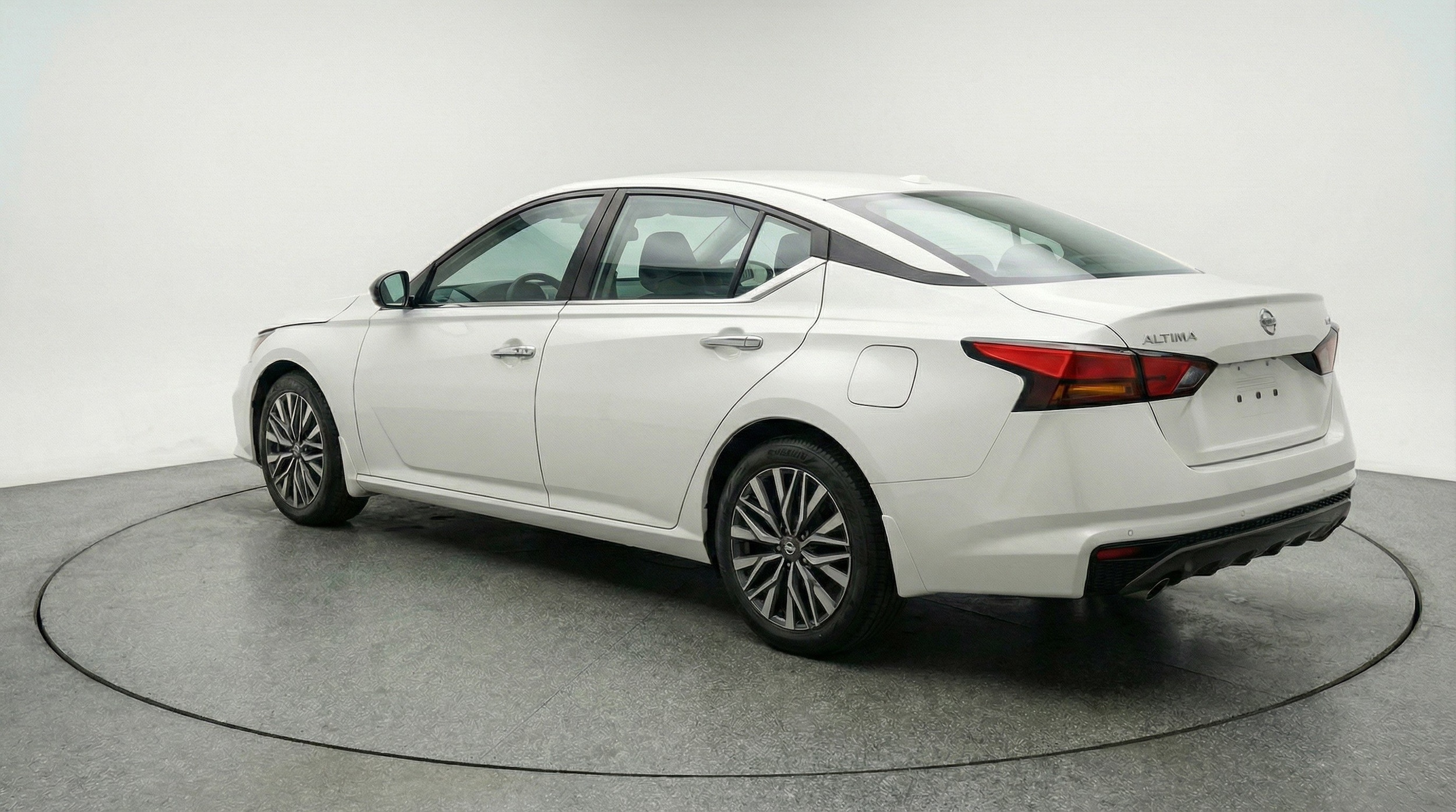 Thumbnail: 2025 Nissan Altima - 6