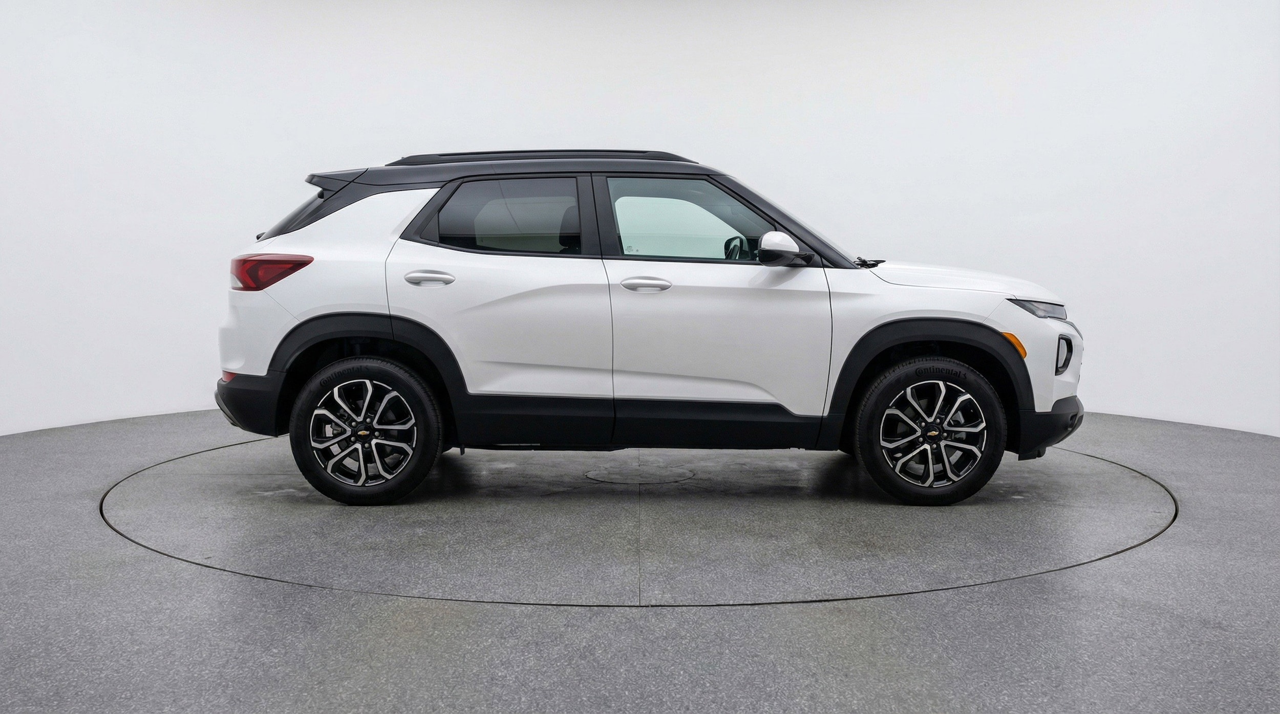 Thumbnail: 2025 Chevrolet TrailBlazer - 11