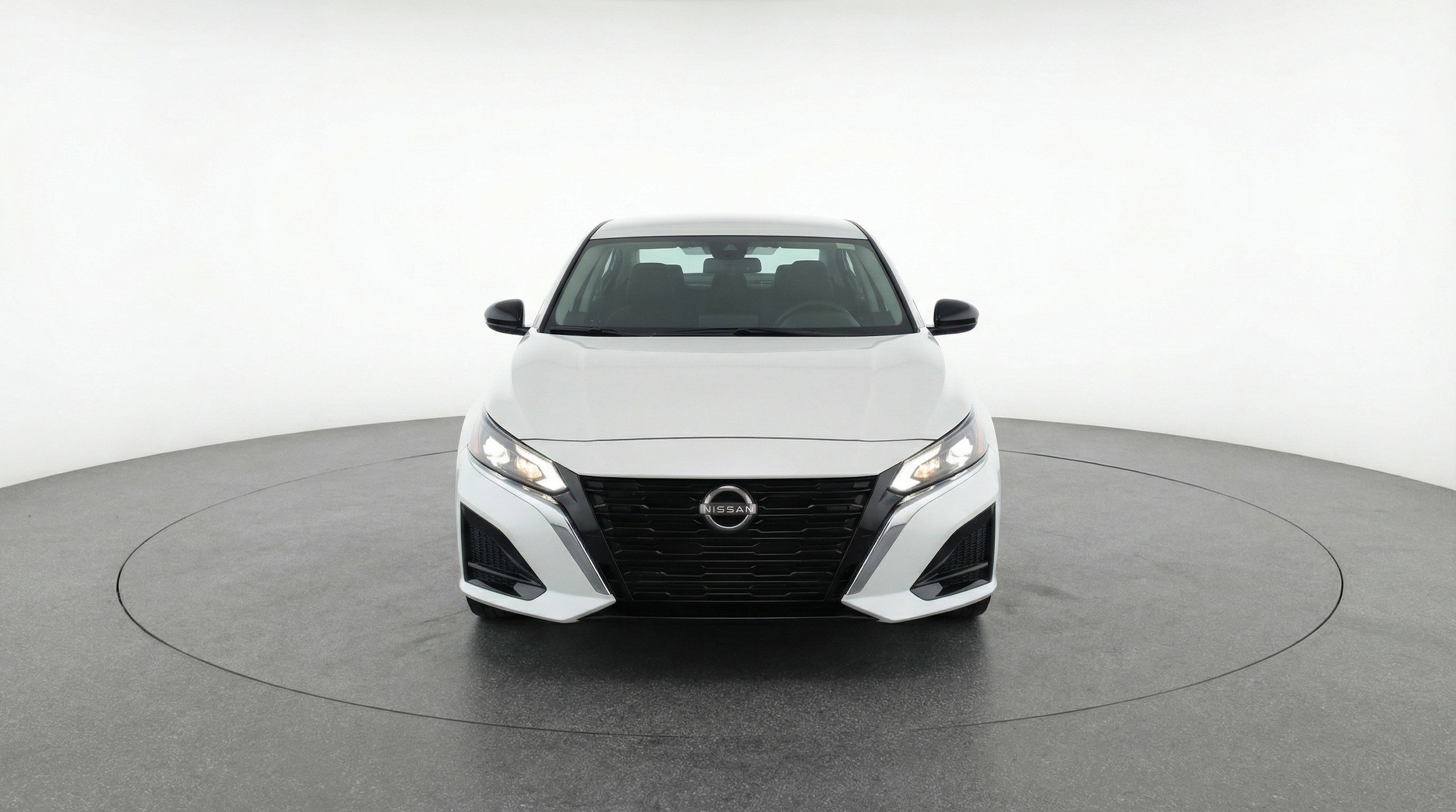 Thumbnail: 2025 Nissan Altima - 2