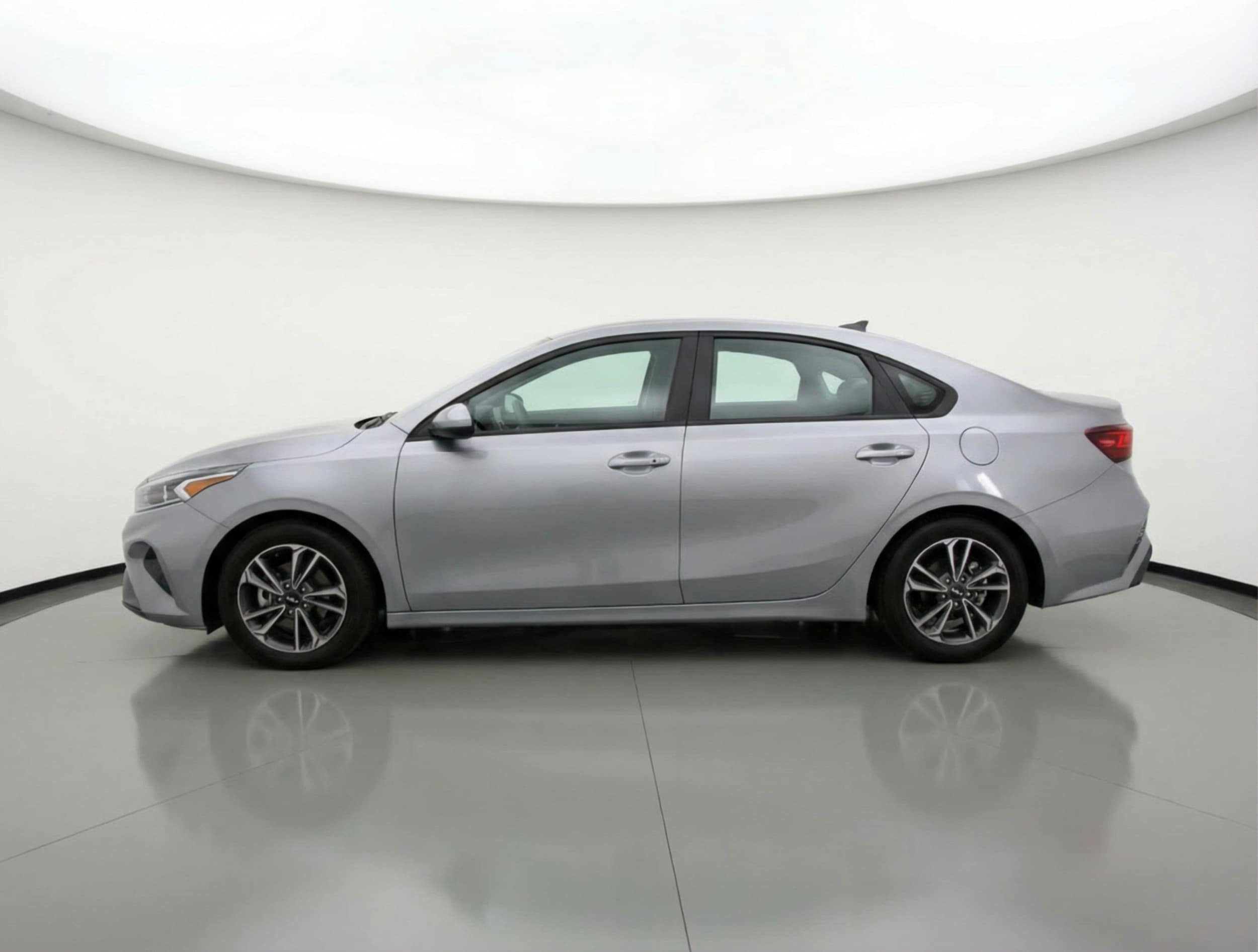 Thumbnail: 2024 Kia Forte - 4