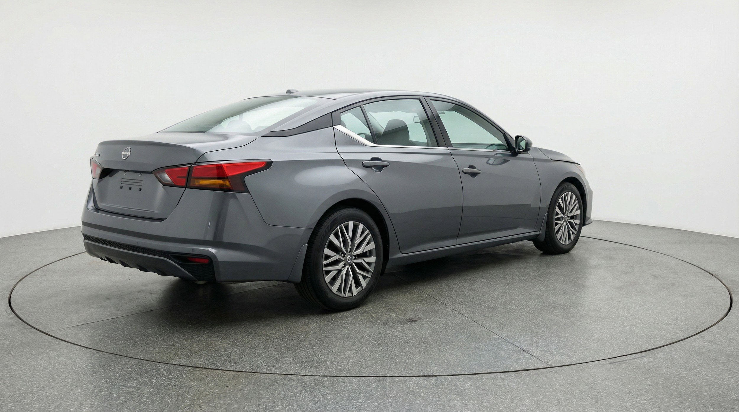 Thumbnail: 2025 Nissan Altima - 9