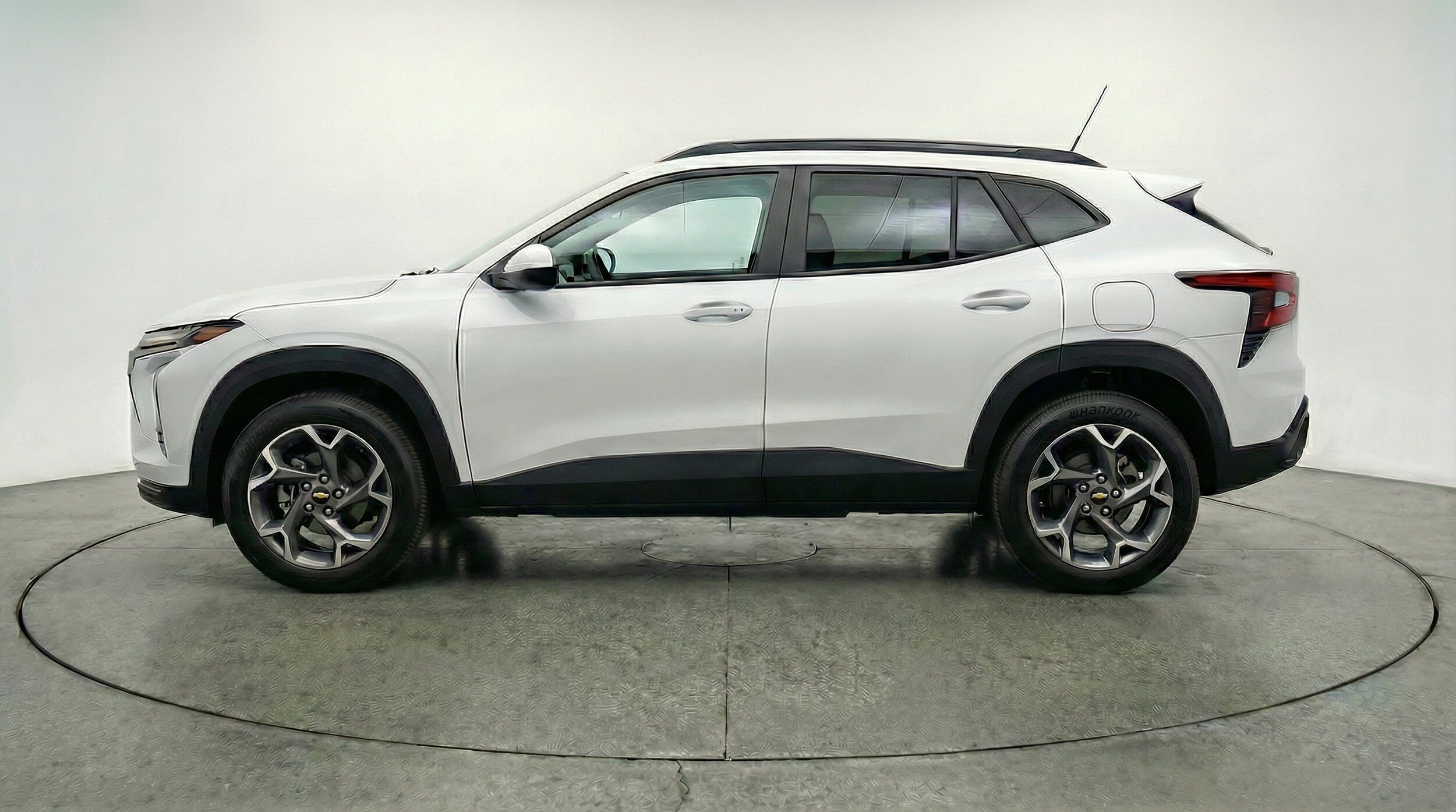 Thumbnail: 2025 Chevrolet Trax - 5