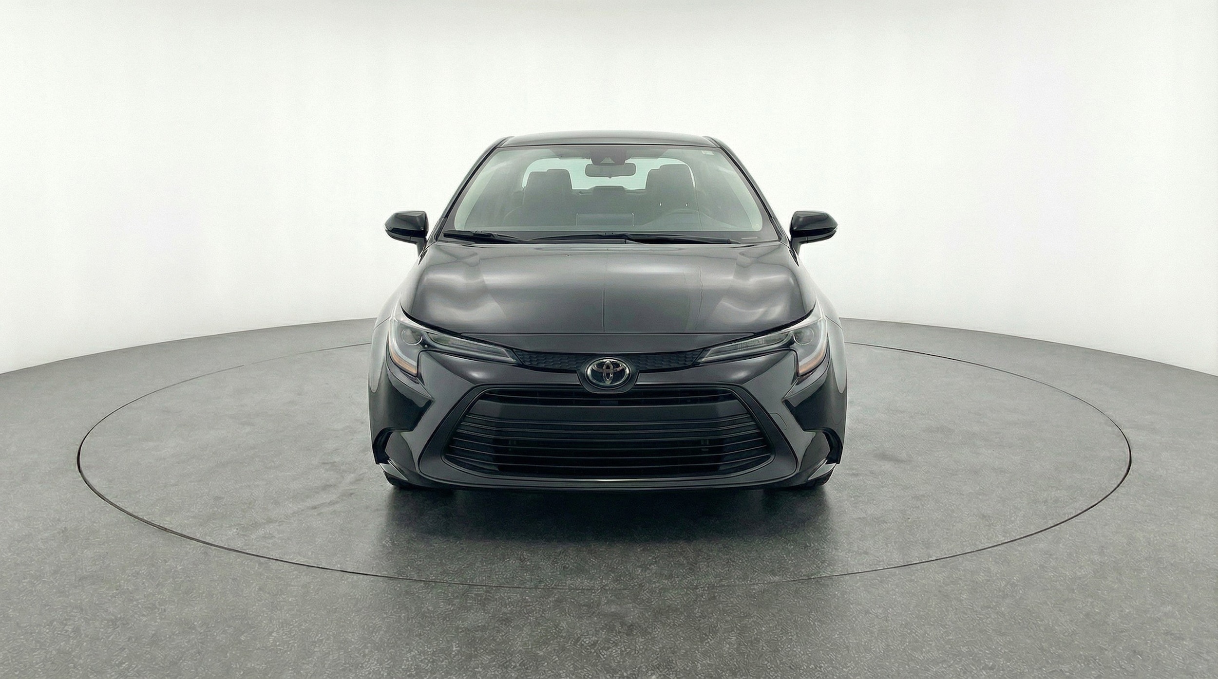 Thumbnail: 2025 Toyota Corolla - 2