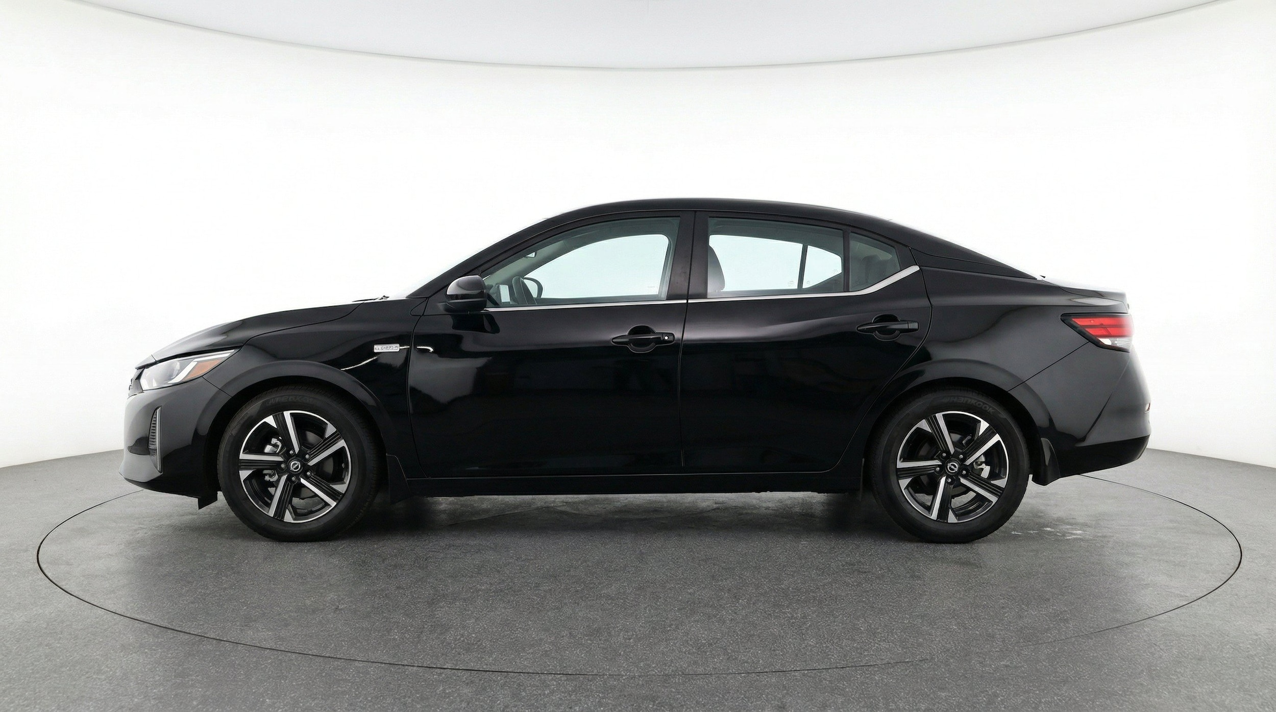 Thumbnail: 2025 Nissan Sentra - 5