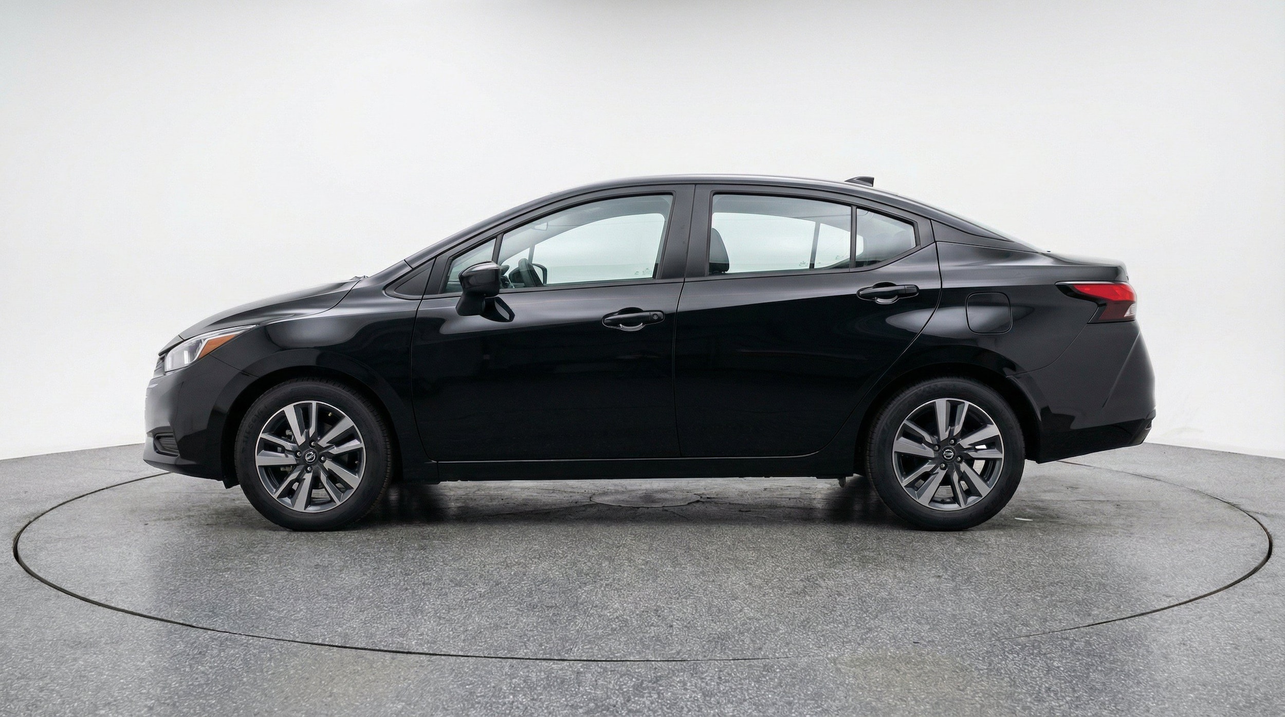 Thumbnail: 2025 Nissan Versa - 5