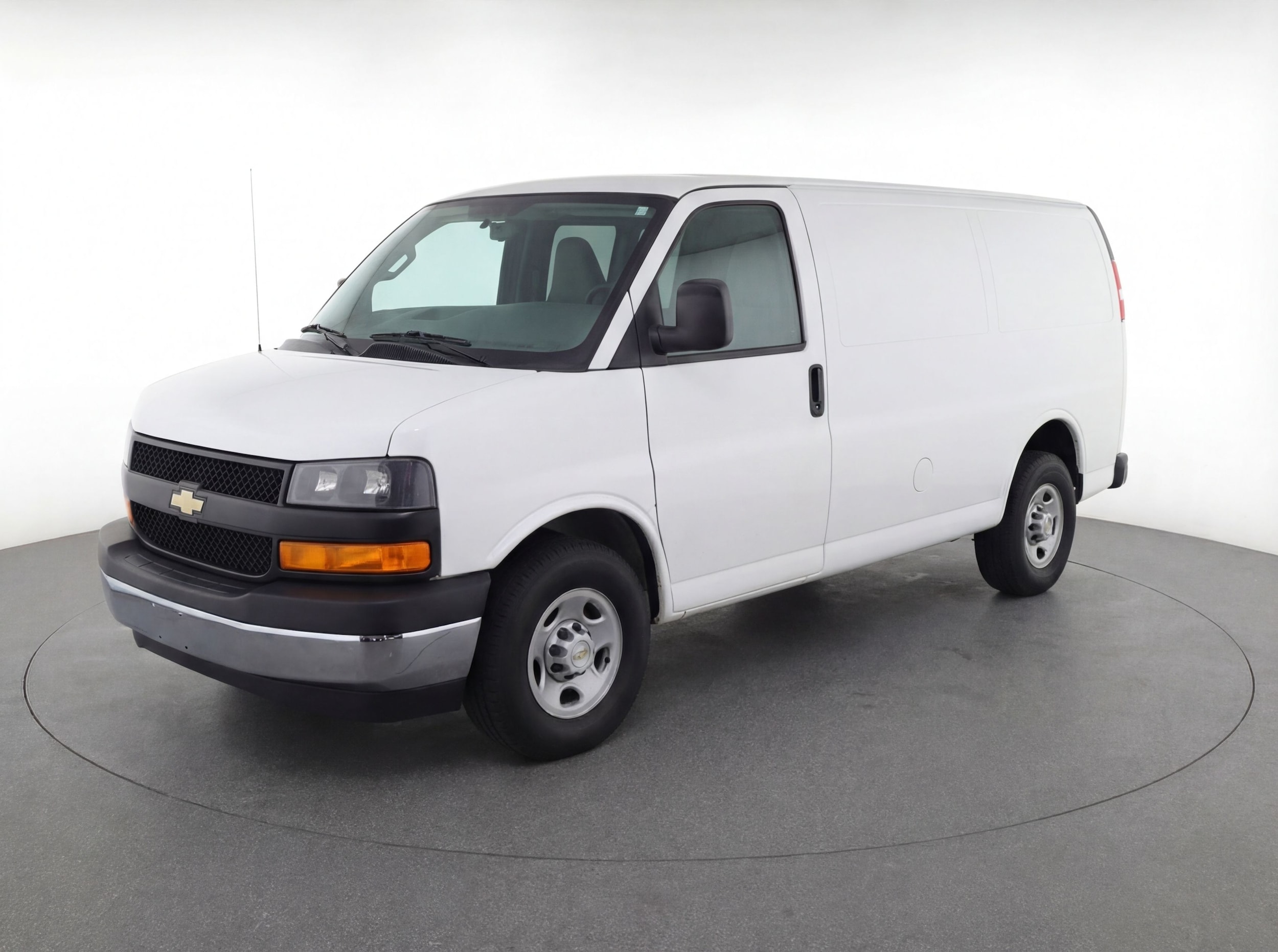Thumbnail: 2025 Chevrolet Express - 3